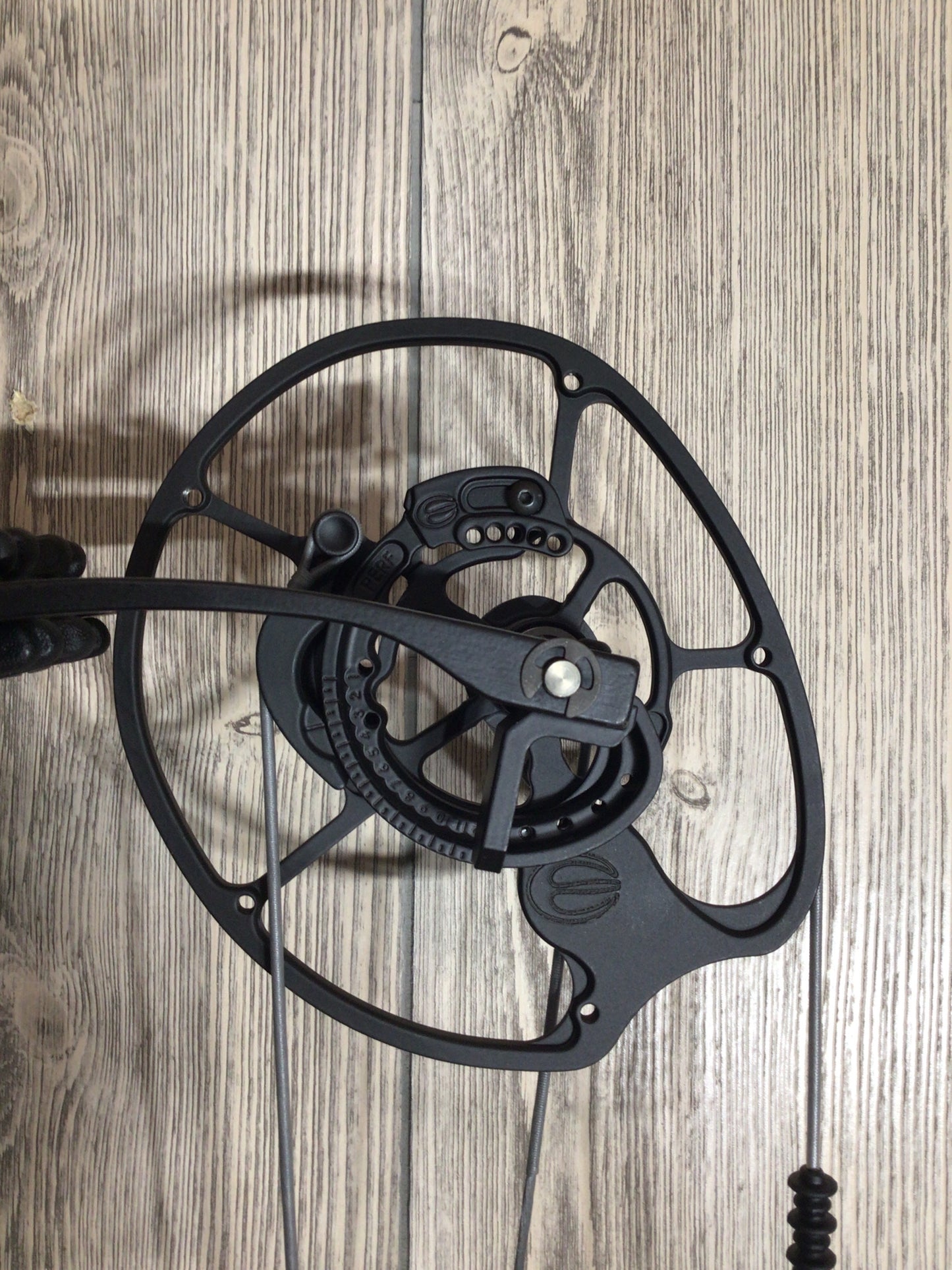 Used Elite Exalt LD OD Green RH Bow