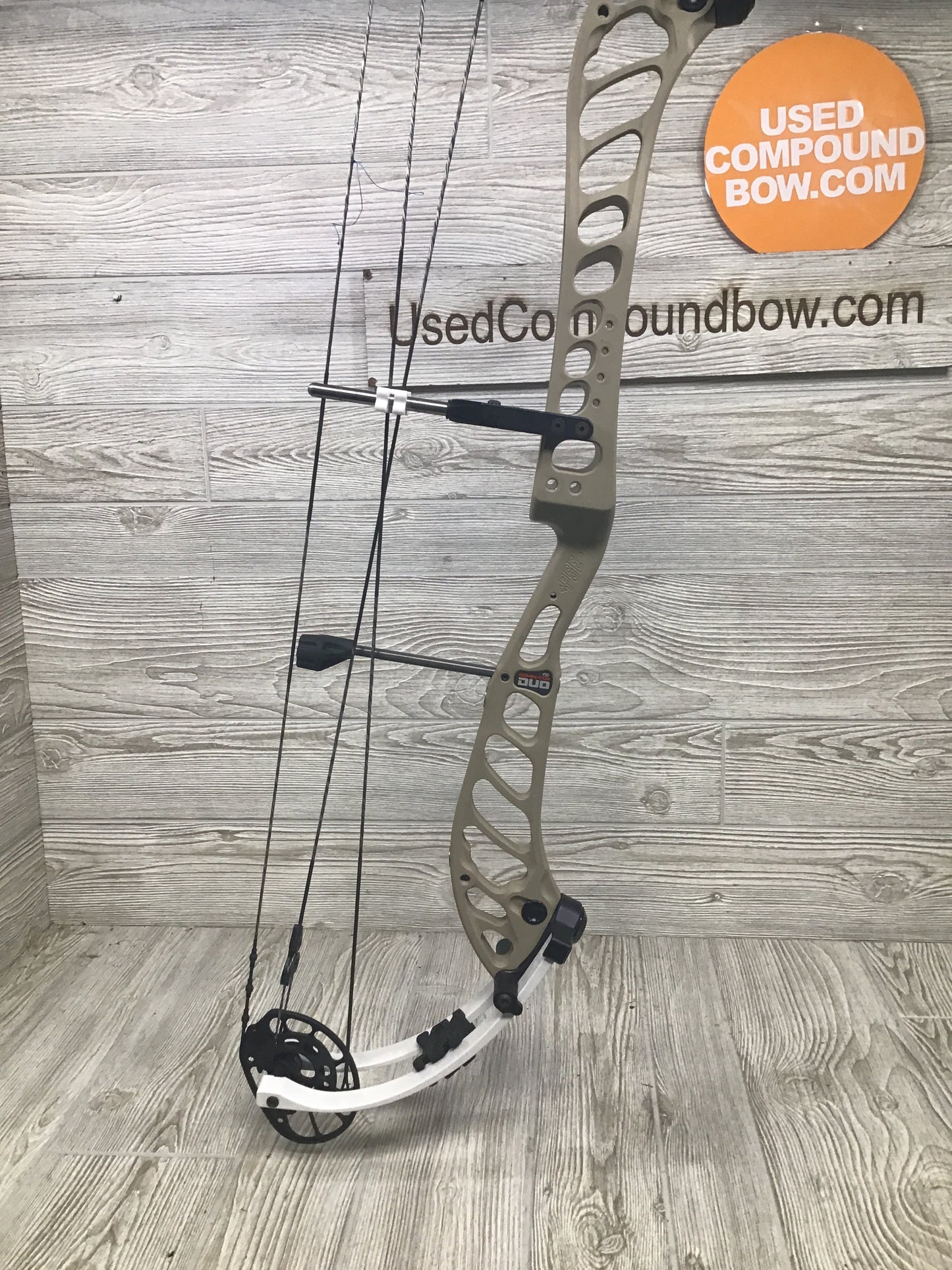 Used PSE Dominator DUO 38 50-60# Tan W/White Limbs