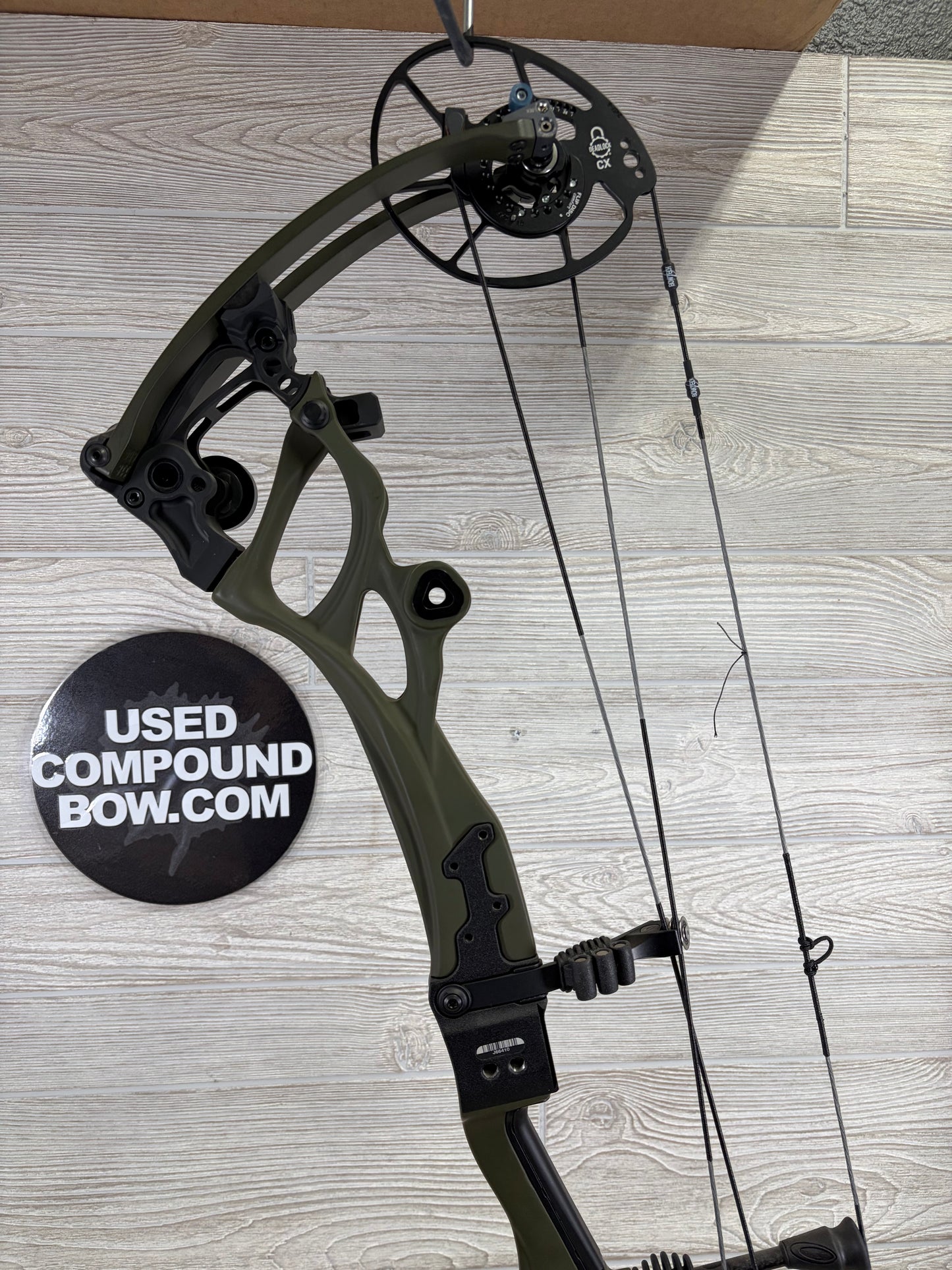 Bowtech Carbon One X 60-70# LH OD Green New Bow