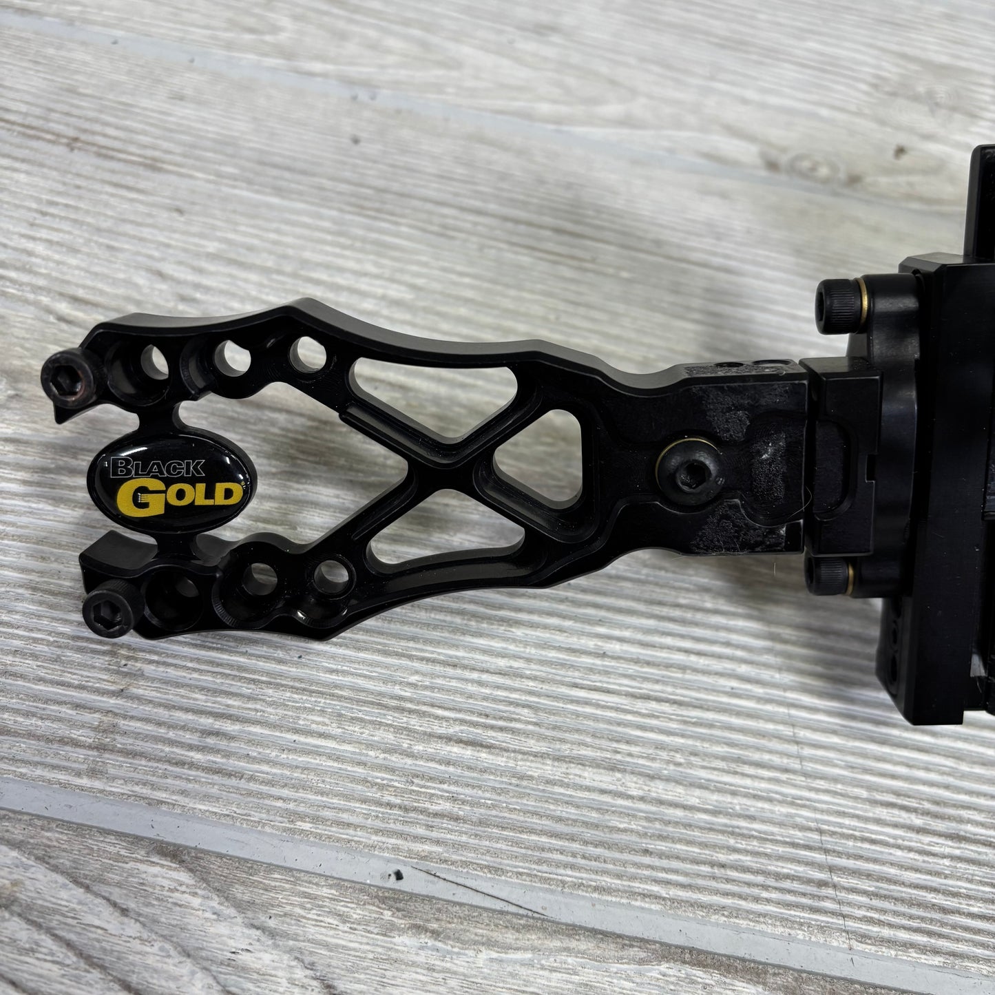 Used Black Gold 3 Pin RH Sight Side Mount with micro adjust