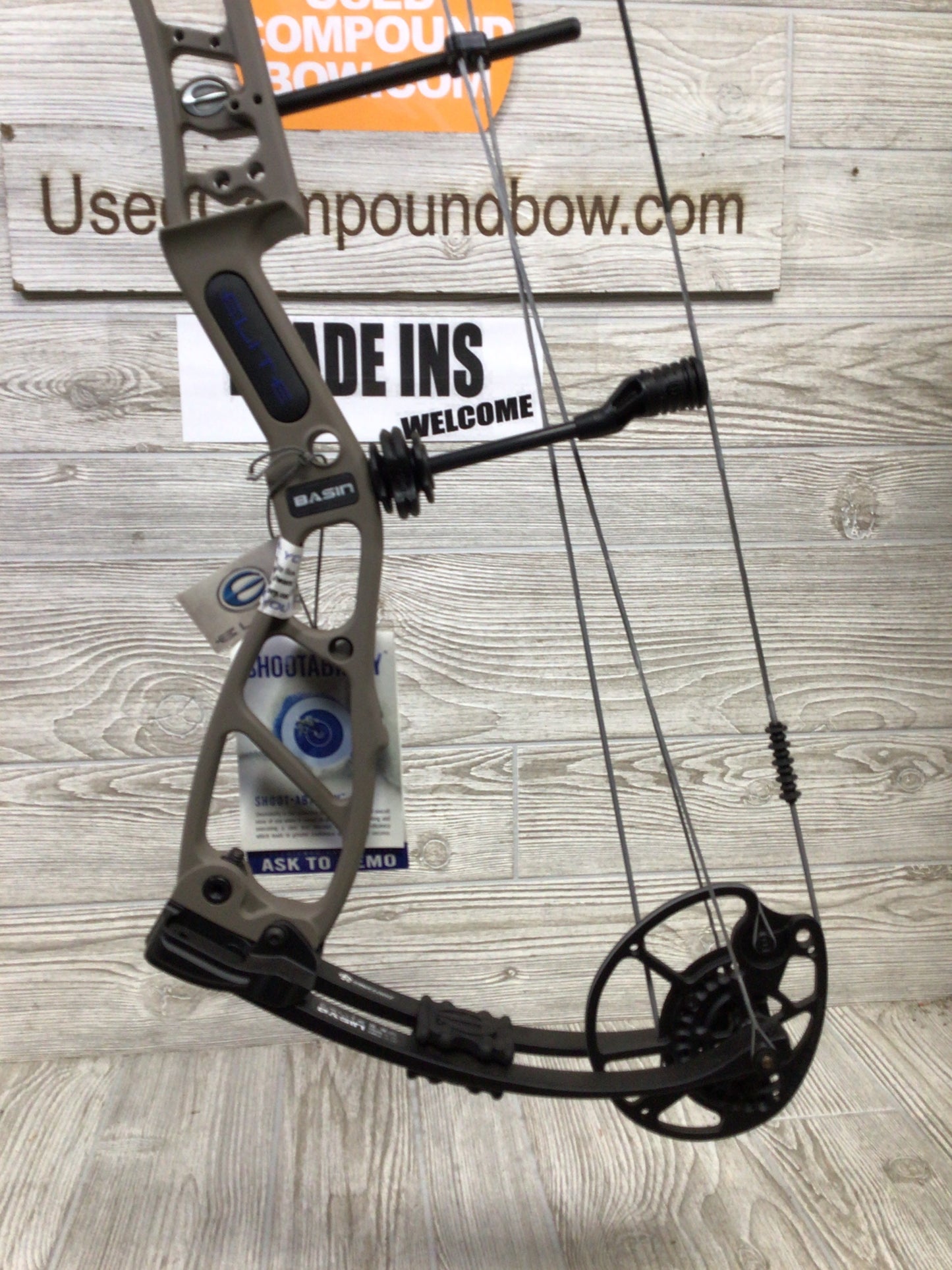 Elite Basin Right Handed Sienna Brown 20-70lbs