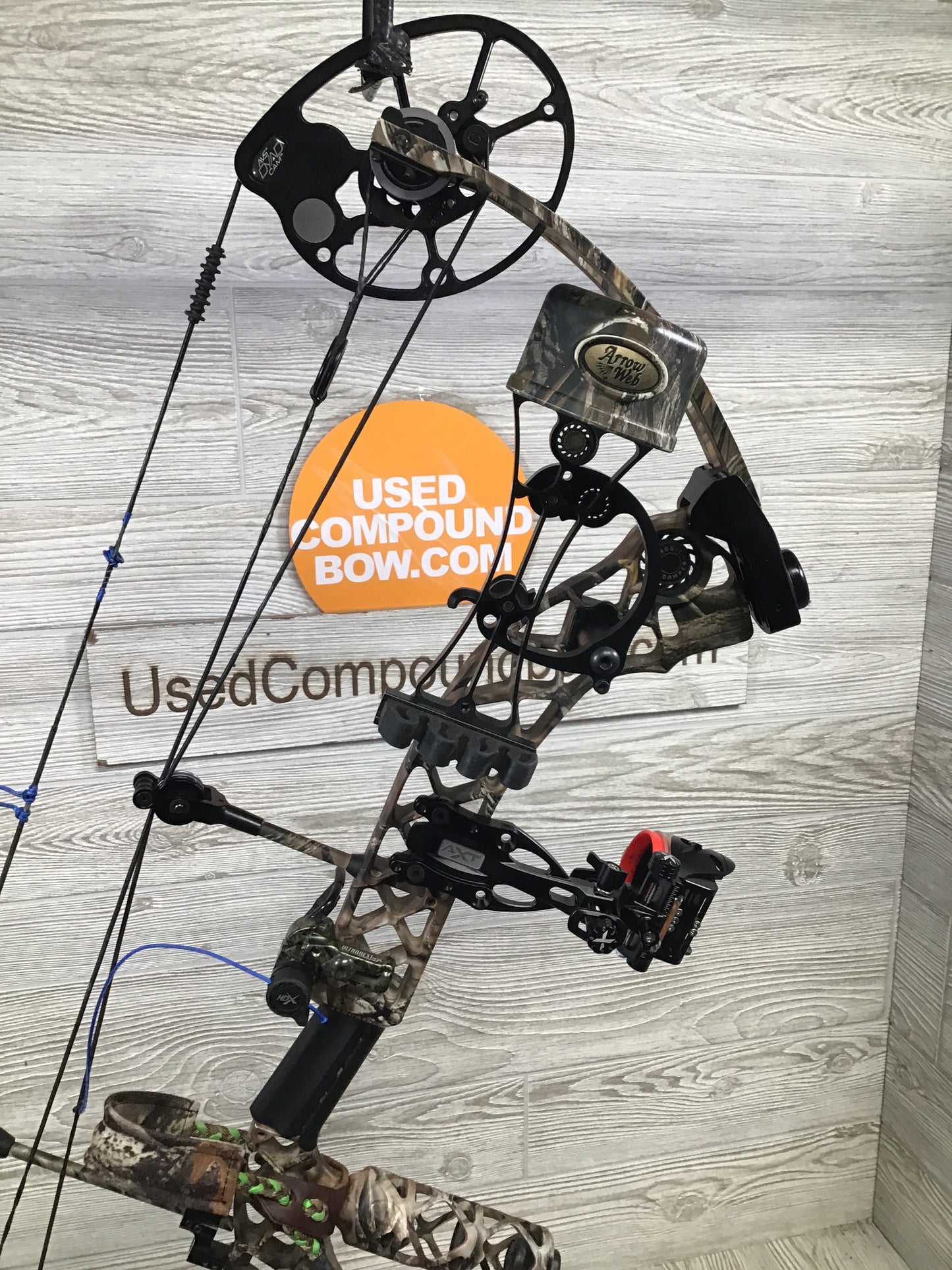 Used Mathews Chill 30/70 lost camo Package Right Handed