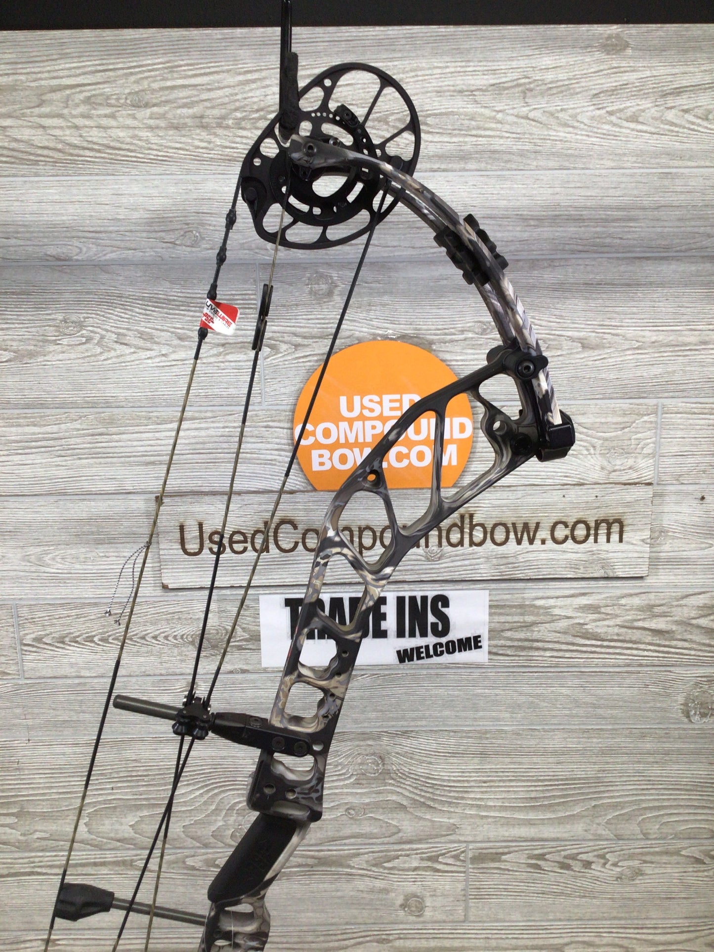 PSE OMEN S2 CAM 60-70# 24.5-28.5 Kryptek Altitude