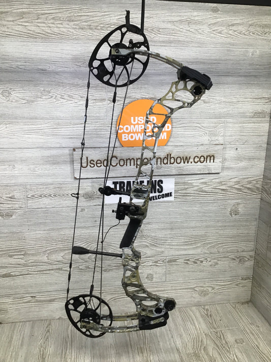 Used Mathews Vertix RH Sitka Elevated II 30"/70LBS