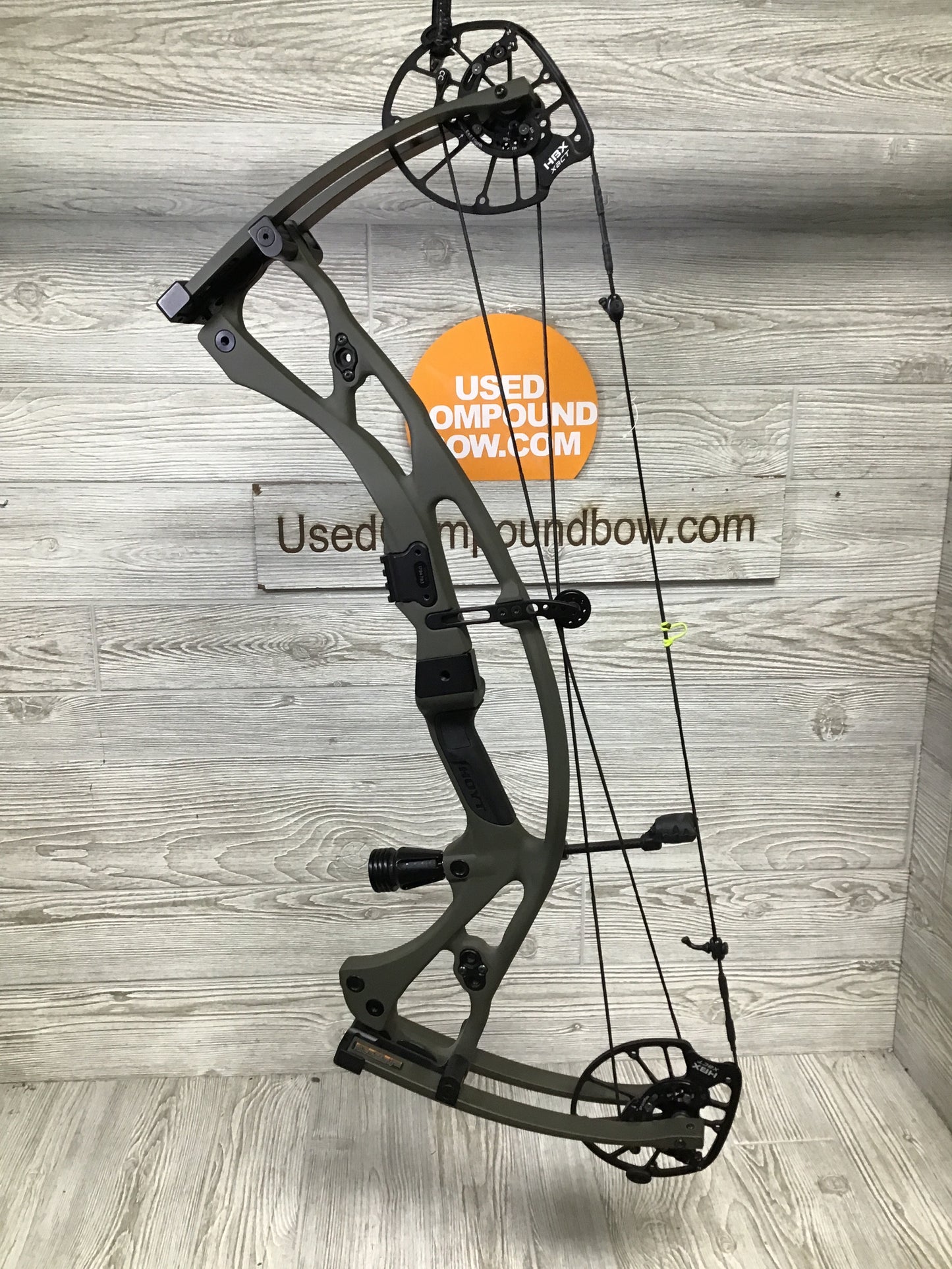 Hoyt RX-8 LH Wilderness 70lbs 25-30"