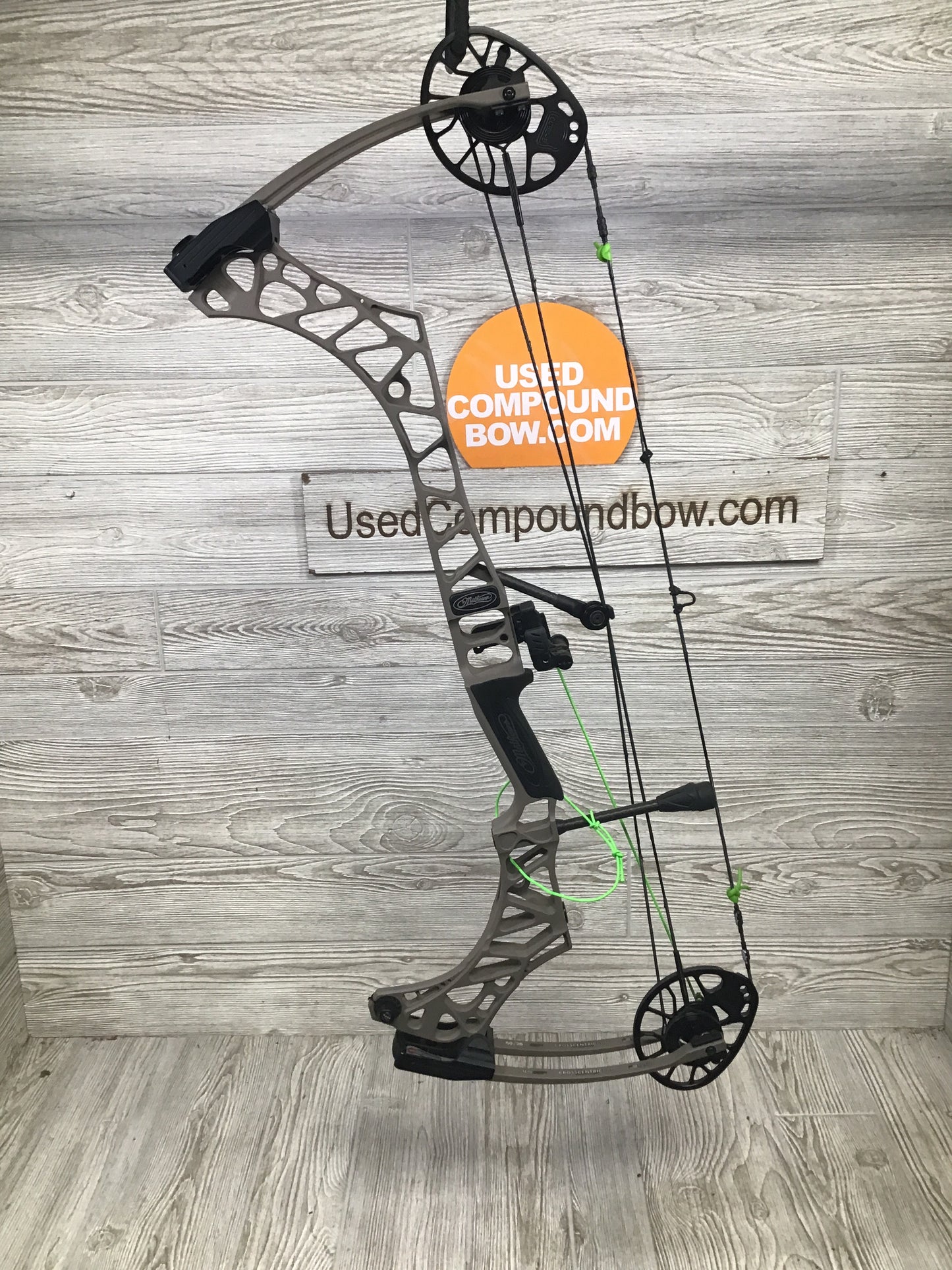 Mathews Prima Granite Right handed 24"/50#