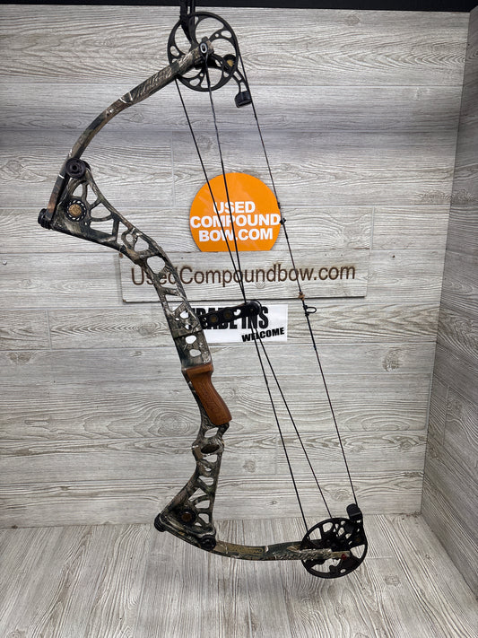 Used Mathews Drenalin 27" 50-60# Right Handed Camo