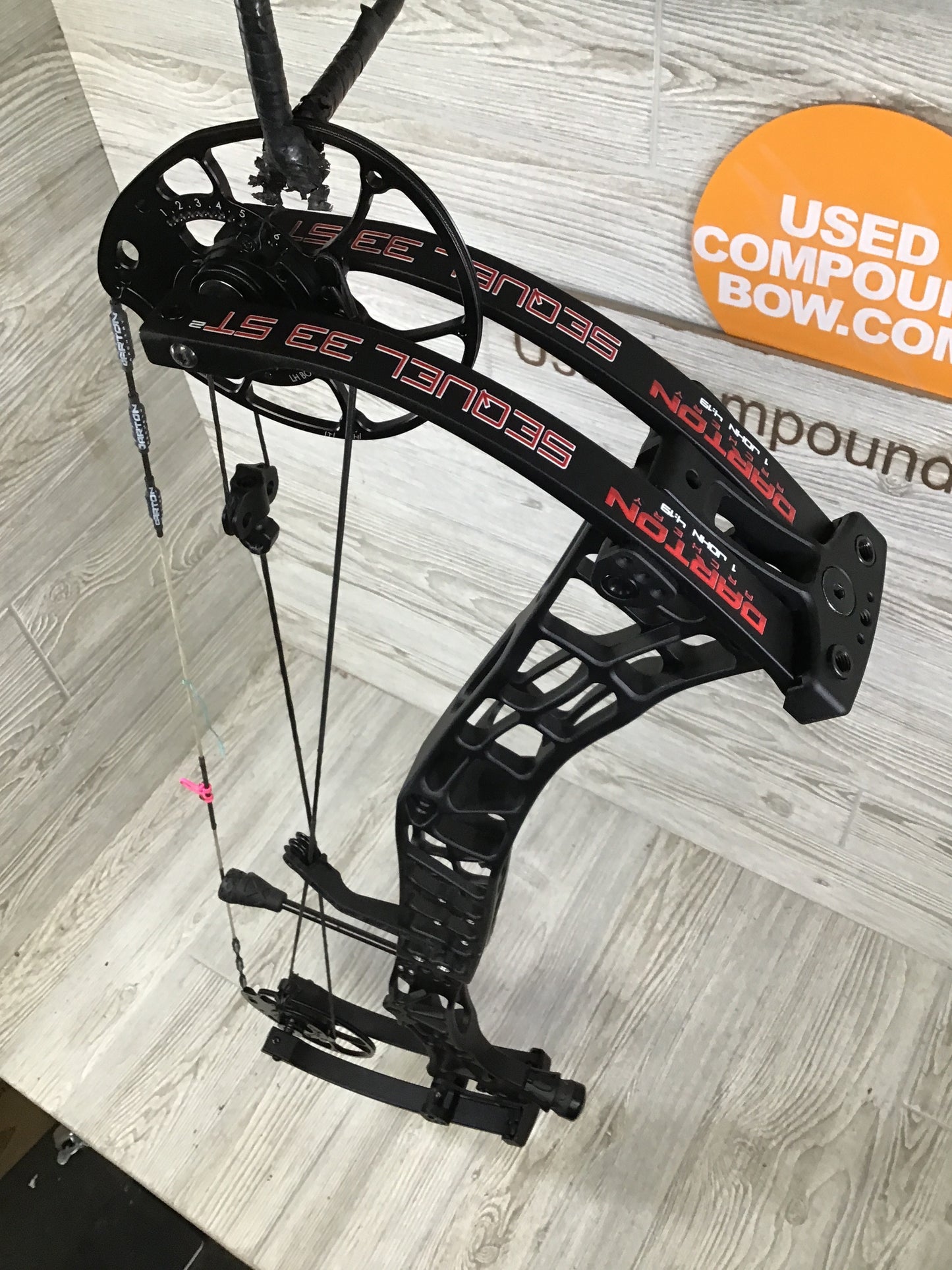 Darton Sequel 33 ST2 RH 70# Black