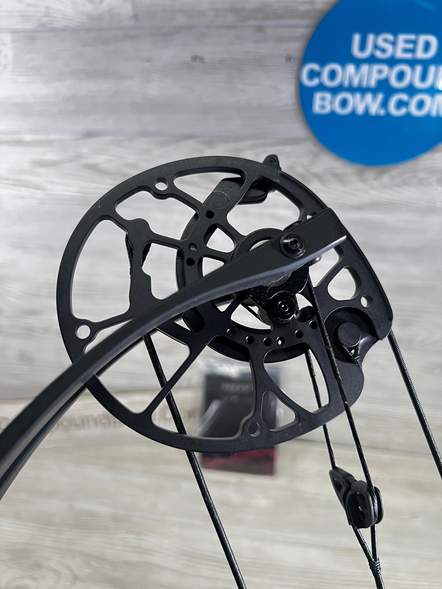 Hoyt Concept X 40 Left Hand Tombstone 60#
