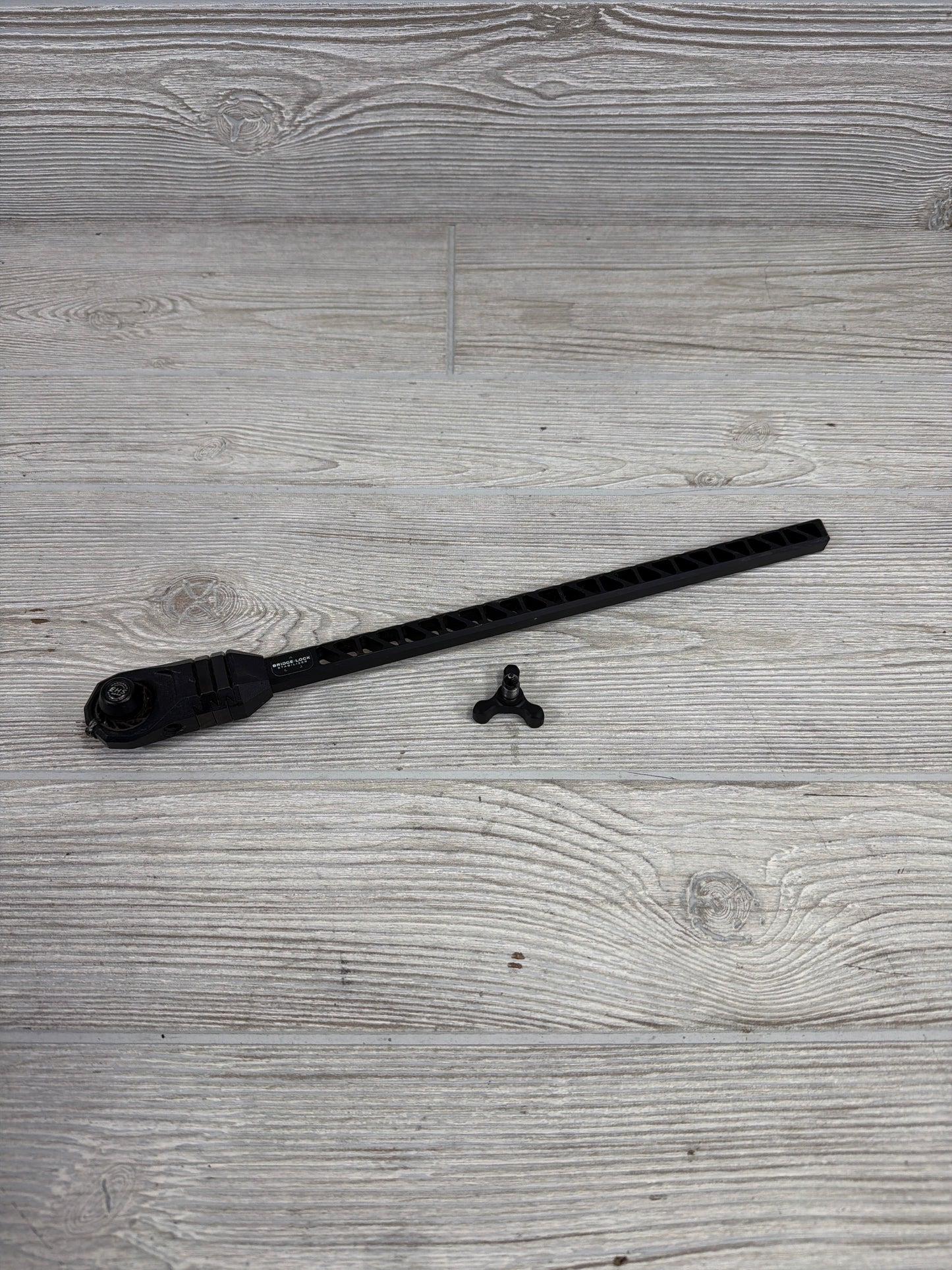 Used Mathews 12" Bridge-Lock Stabilizer Black