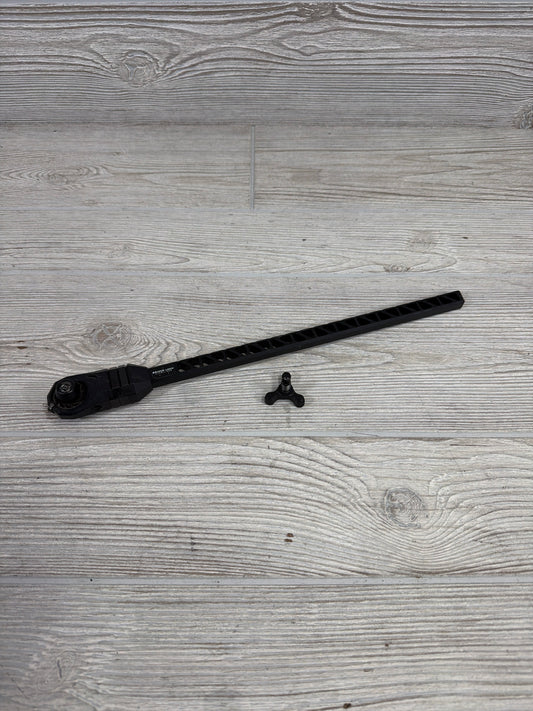 Used Mathews 12" Bridge-Lock Stabilizer Black