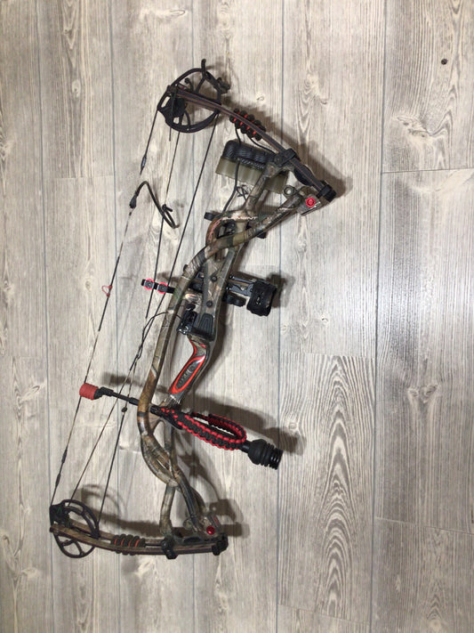 Used Hoyt Carbon Element RKT Camo LH