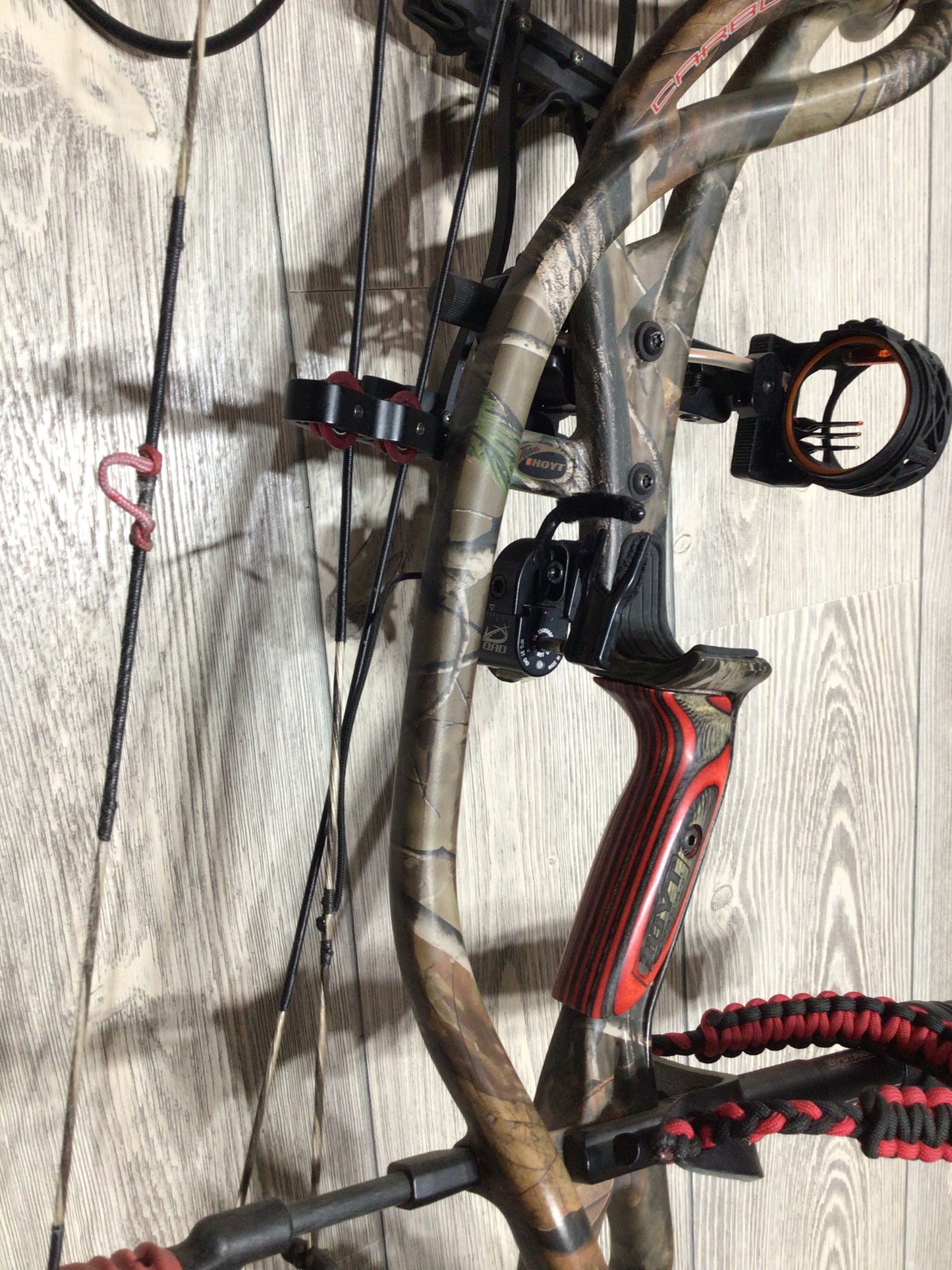 Used Hoyt Carbon Element RKT Camo LH