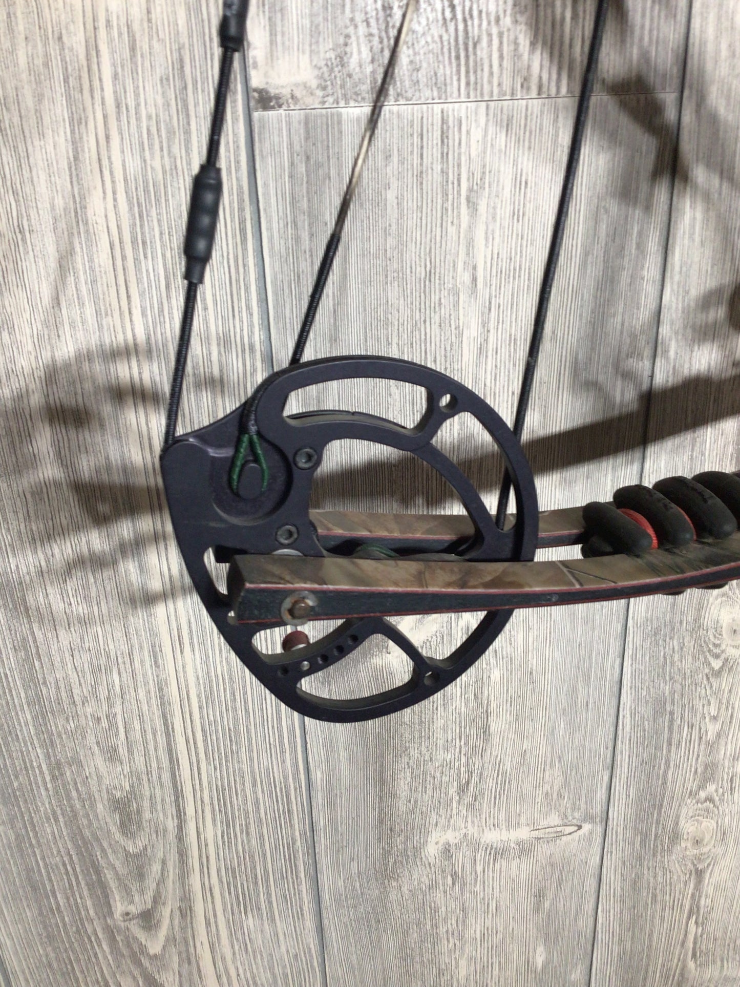 Used Hoyt Carbon Element RKT Camo LH