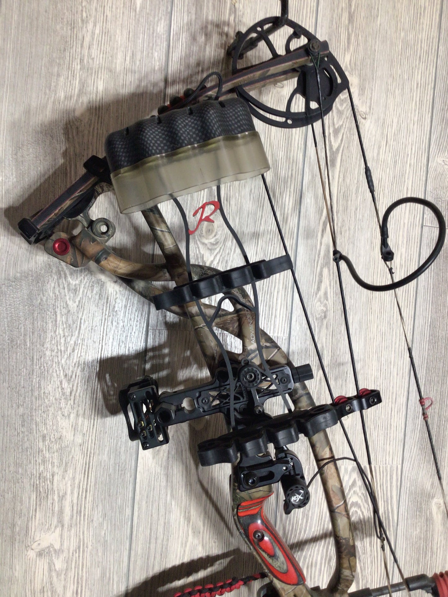 Used Hoyt Carbon Element RKT Camo LH