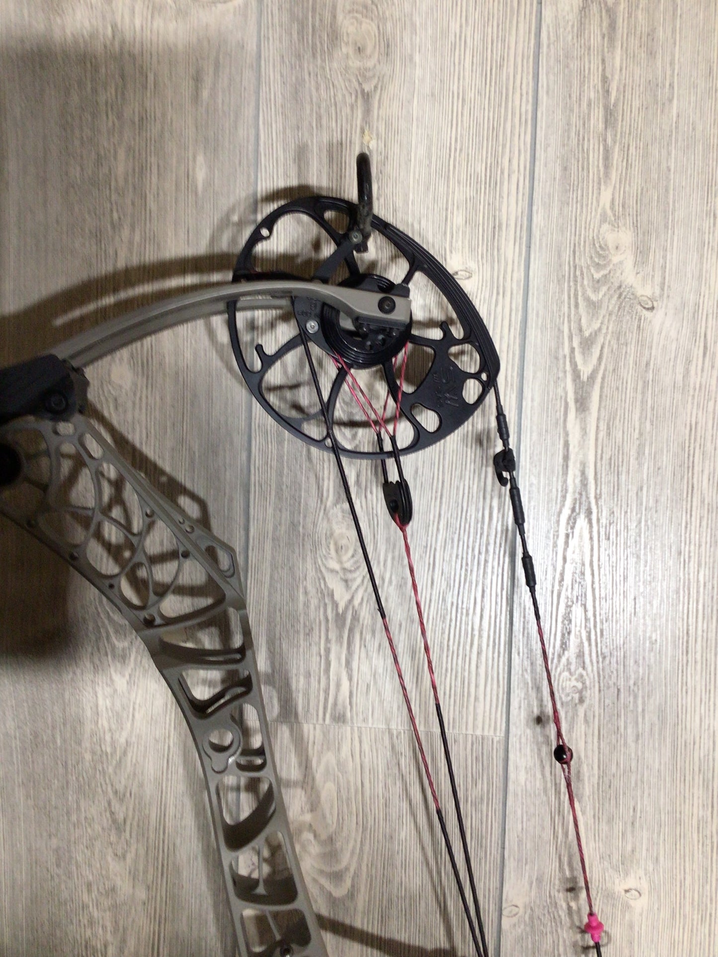 Used Mathews V3X 33 LH Granite
