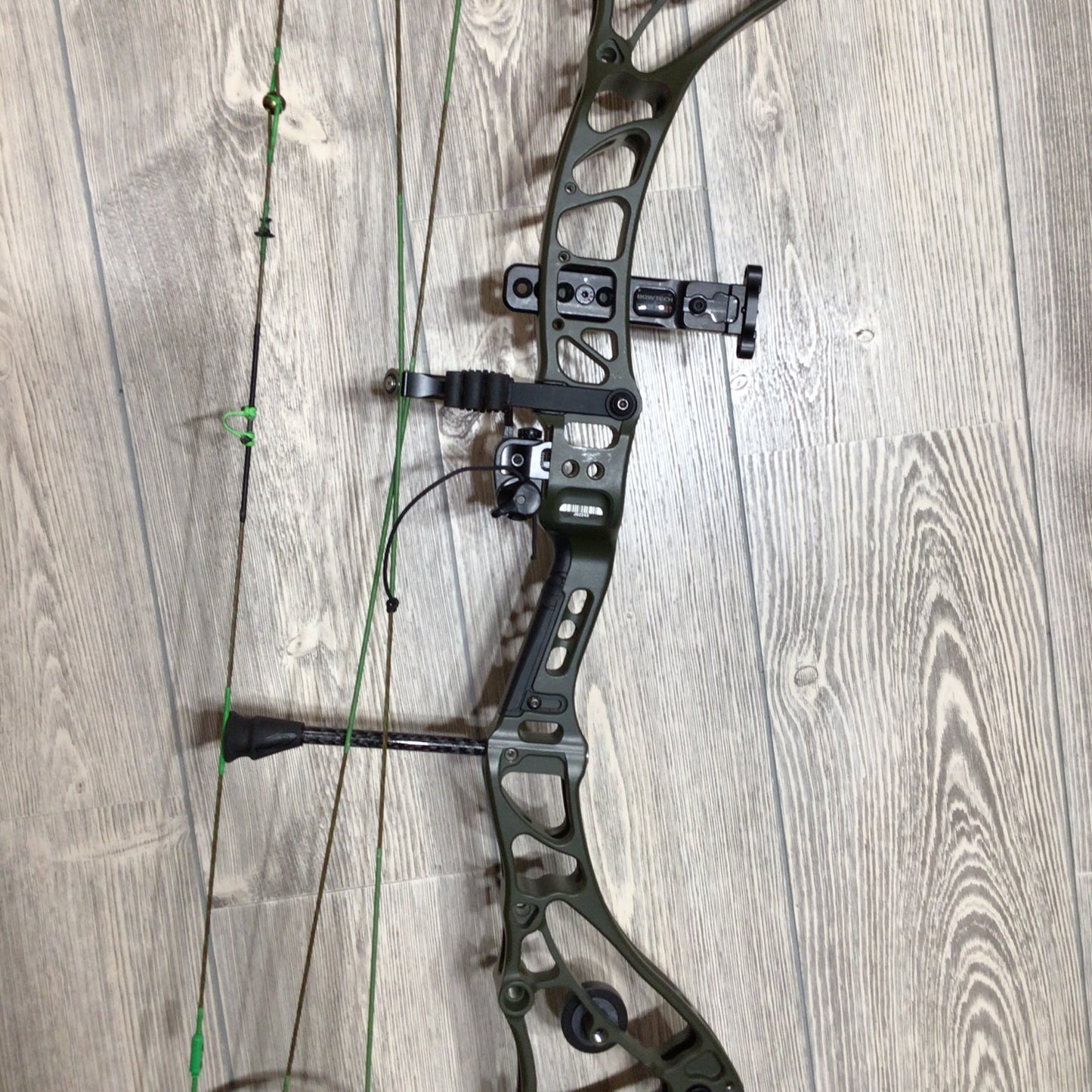 Bowtech CORE SS OD Green Right Handed 60-70#
