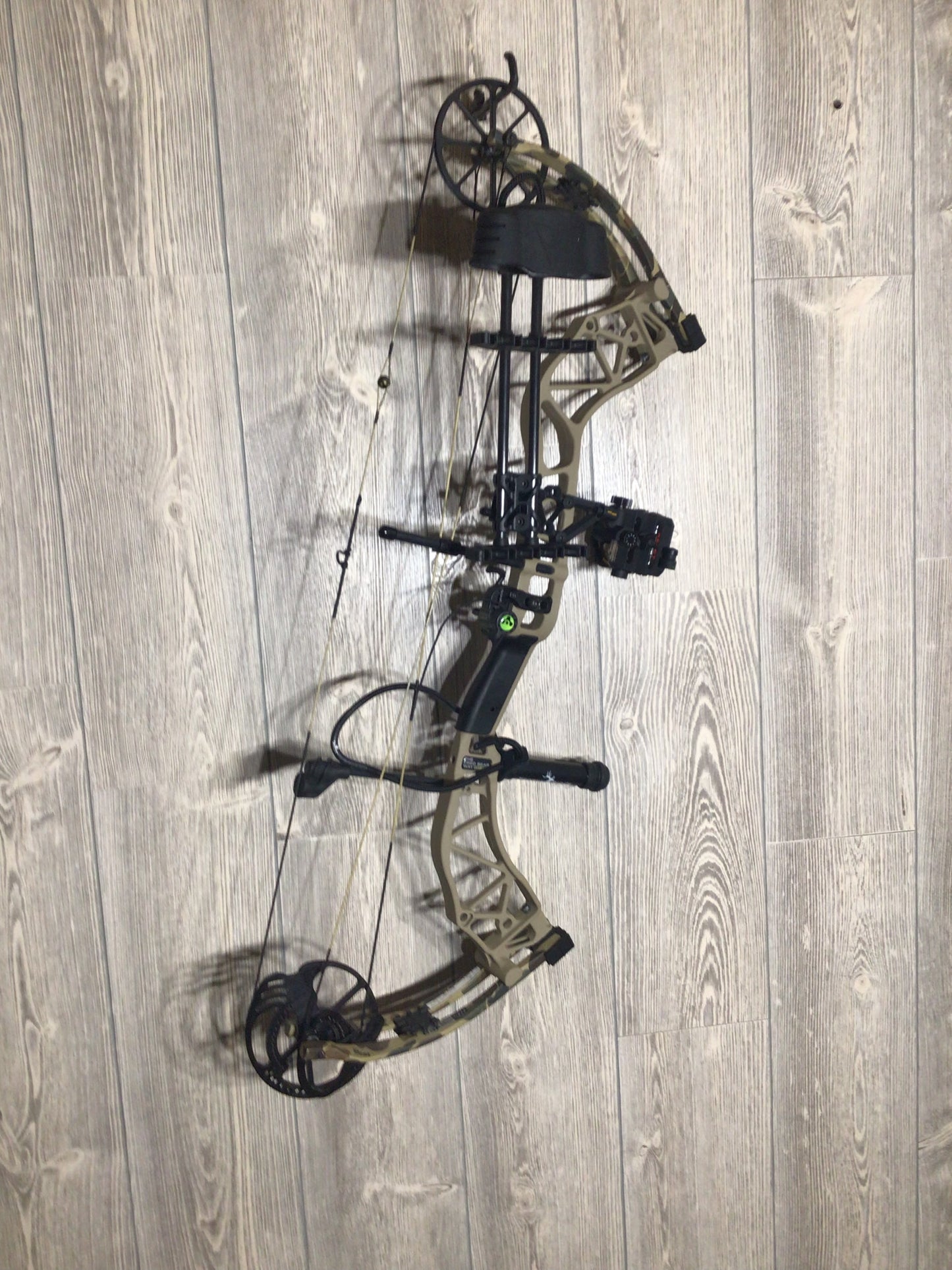 Used Bear Adapt Package Right Handed Tan 23.5-30.5" 55-70#