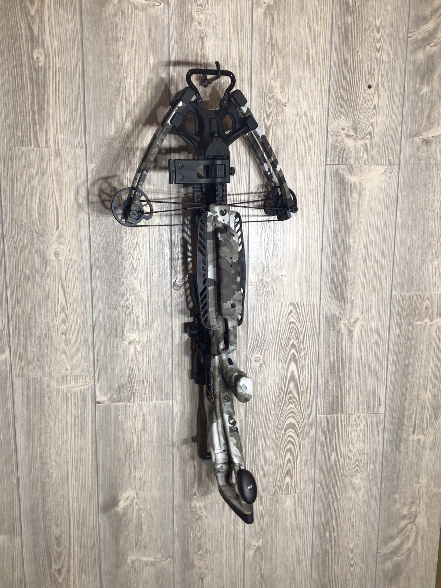 Used Tenpoint Venom X Vektra Camo w/Case
