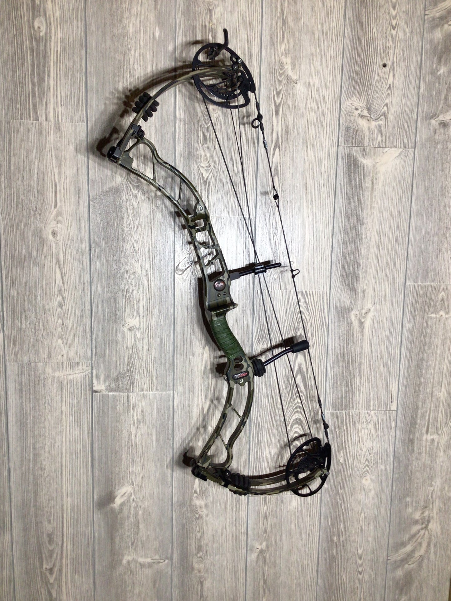 Used Obsession Turmoil RZ 60-70 Mossy Oak RH