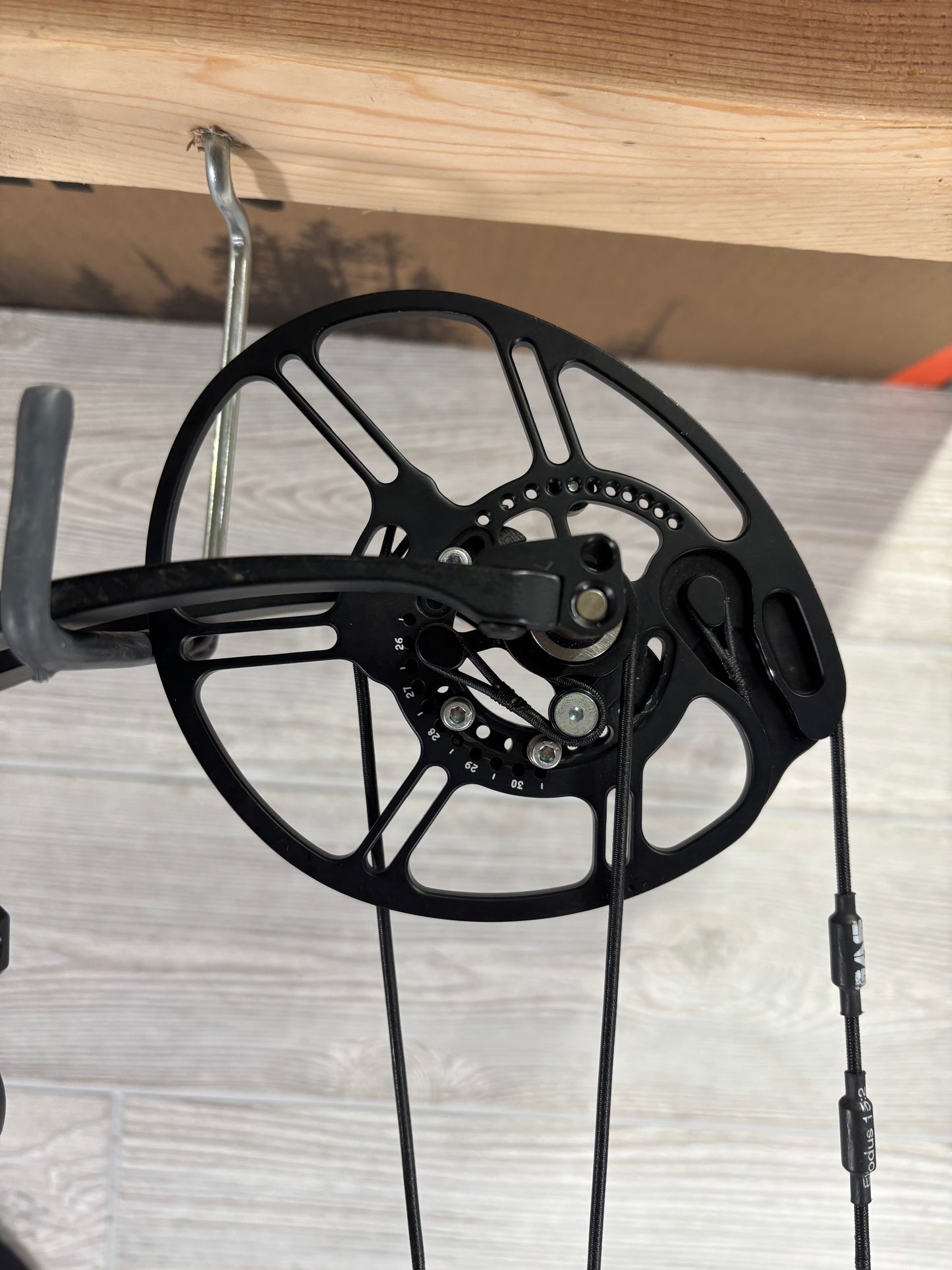 Bowtech Carbon One Black 70# RH