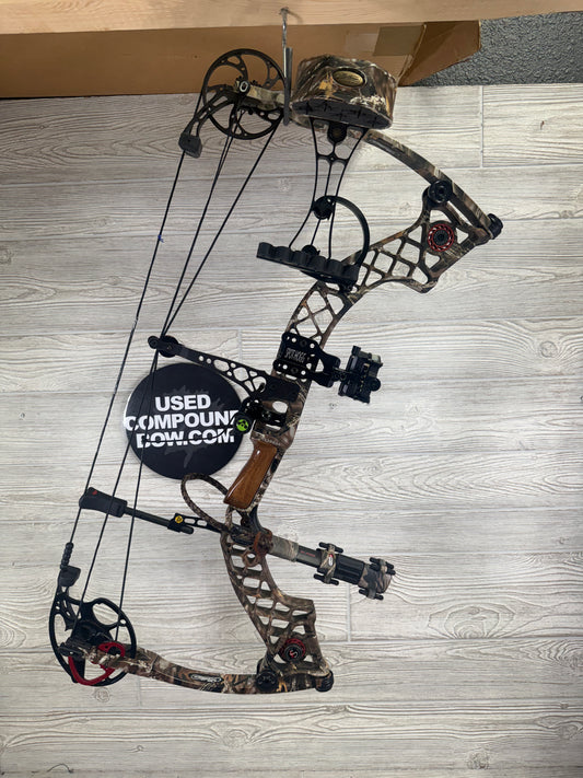 Mathews Z7 Extreme Right Hand Package