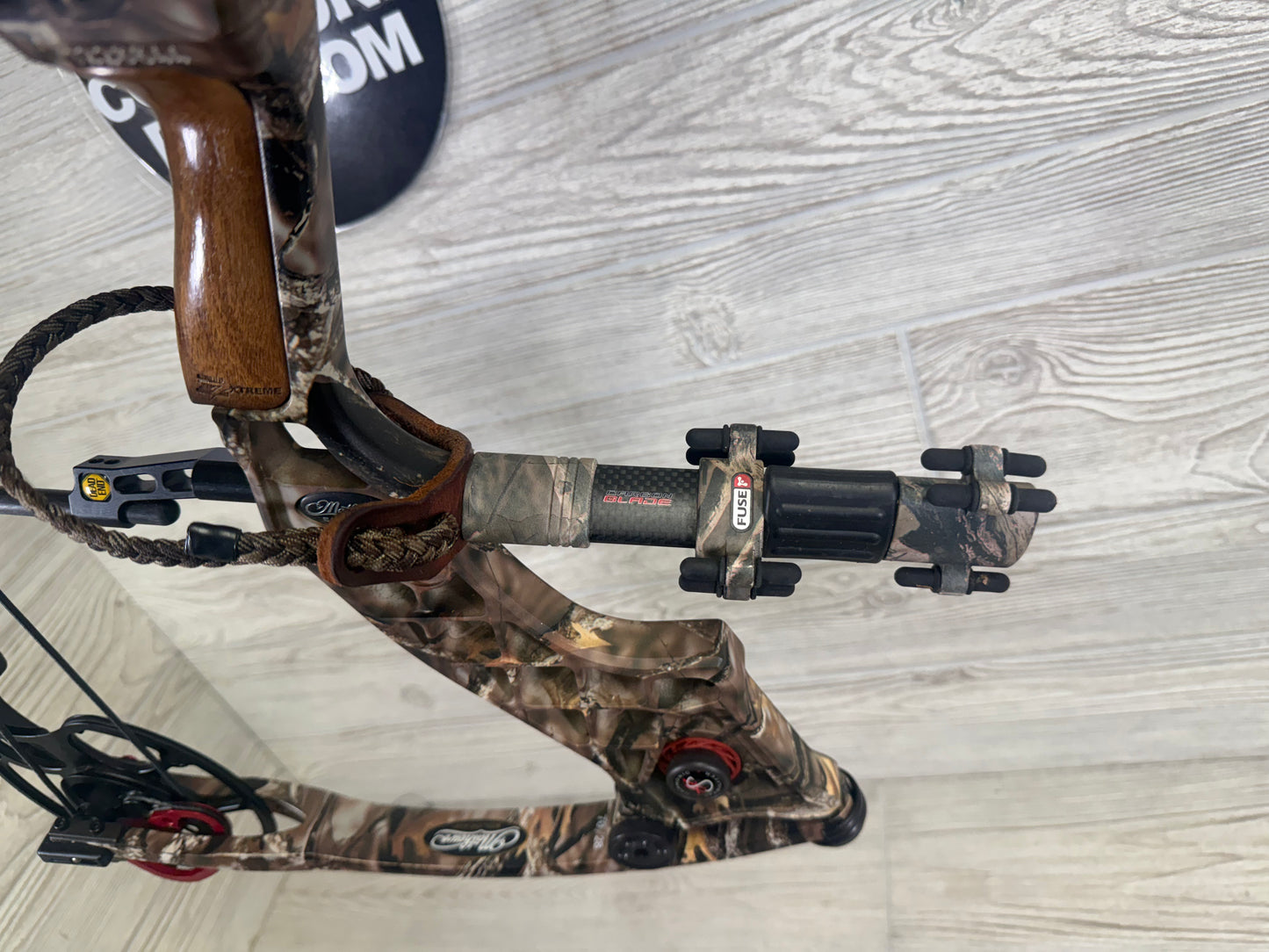 Mathews Z7 Extreme Right Hand Package