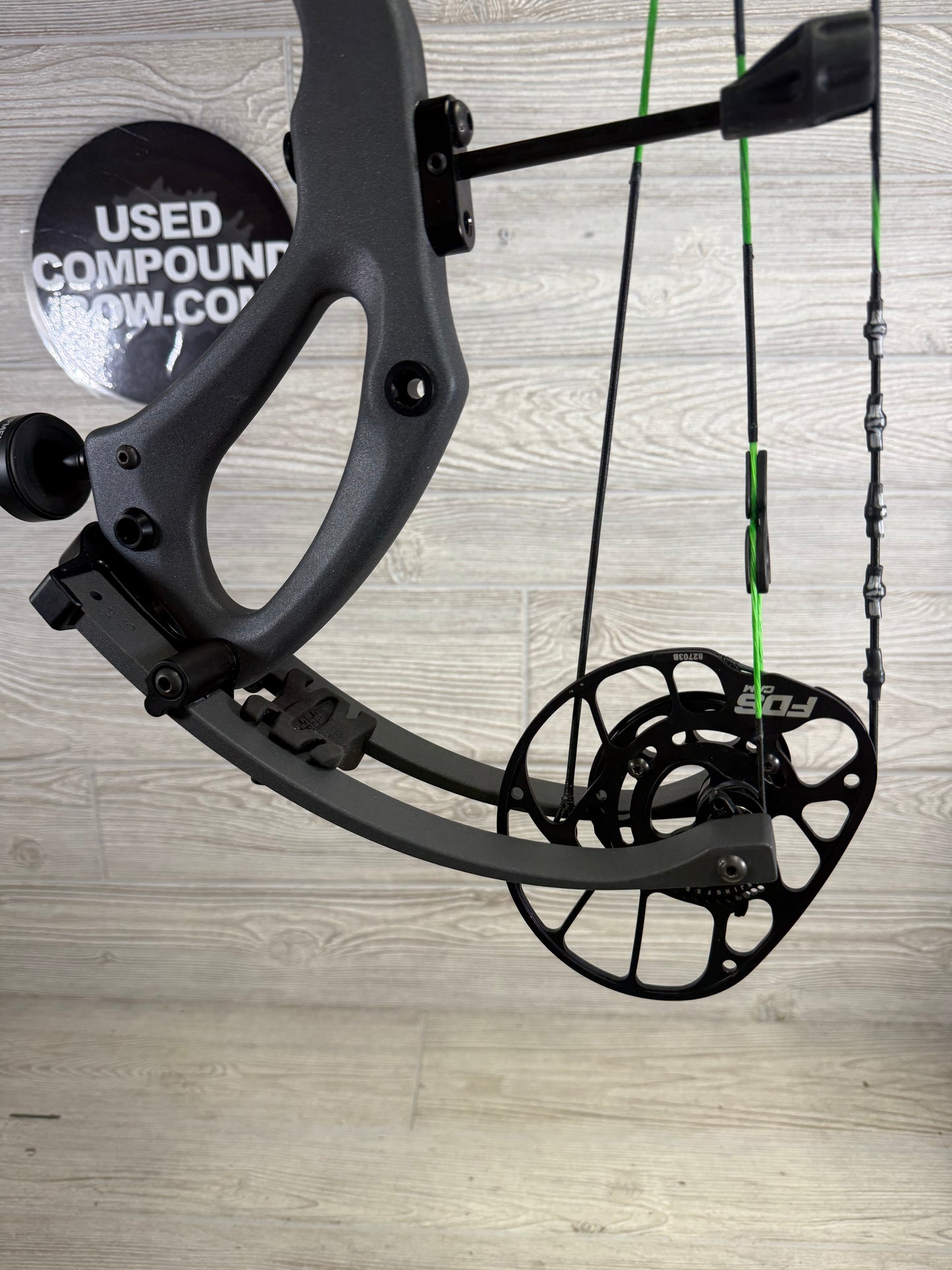 Used PSE Mach 30 DS FDS Cam Gray RH 80#