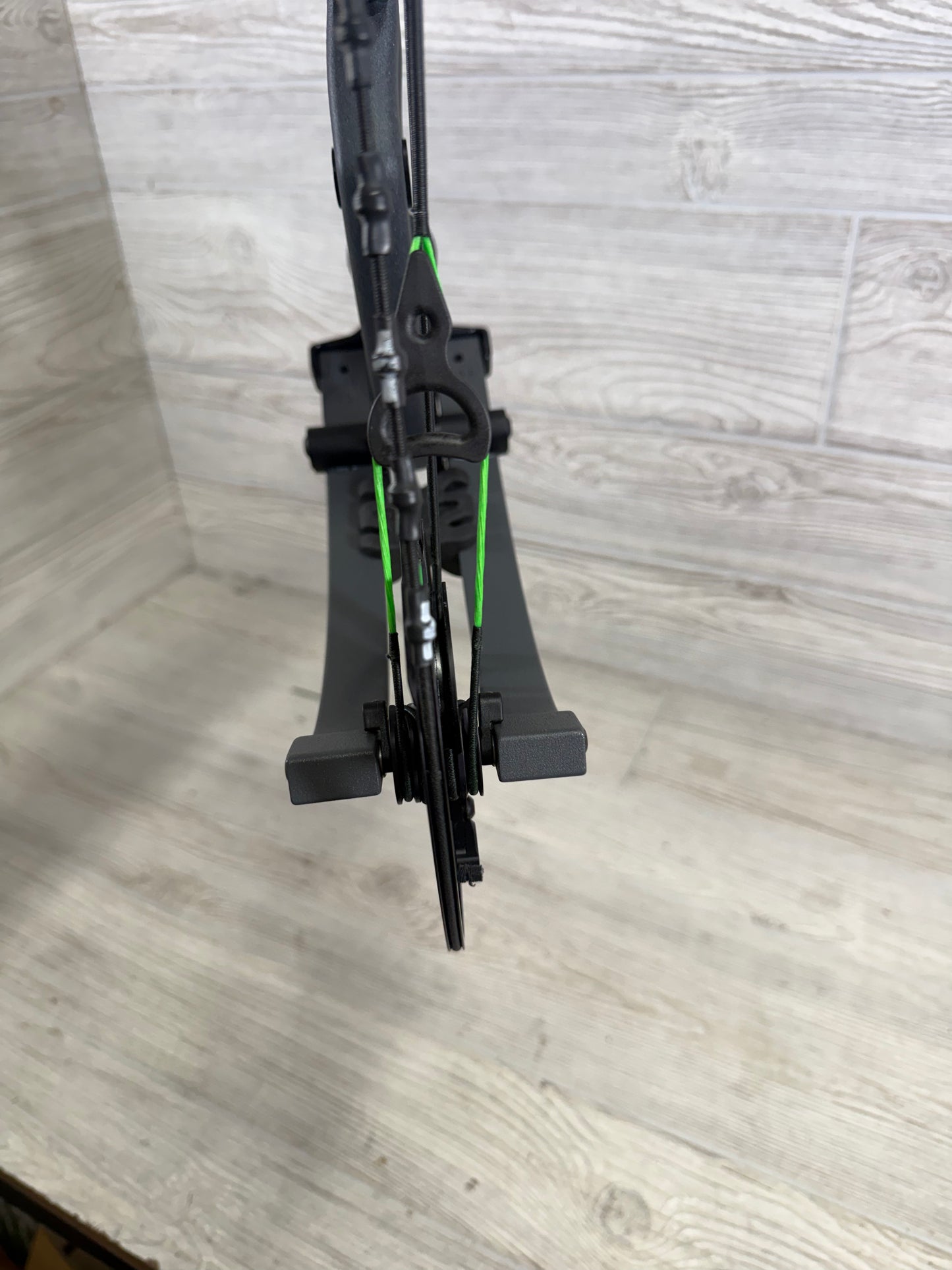 Used PSE Mach 30 DS FDS Cam Gray RH 80#