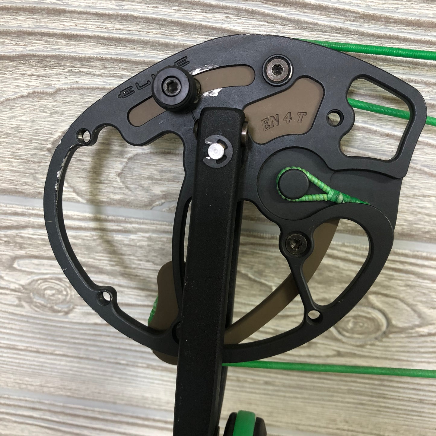 Elite Energy 35 70# RIGHT Handed BOW ONLY 29.5"