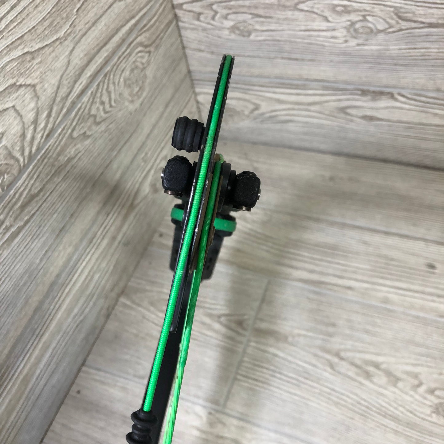 Elite Energy 35 70# RIGHT Handed BOW ONLY 29.5"