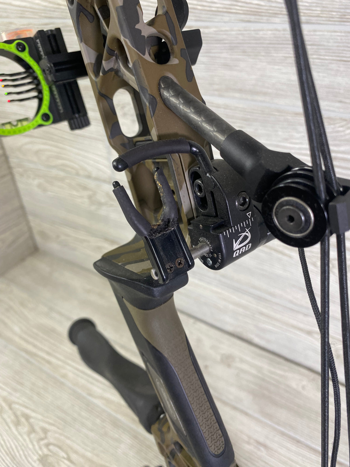 Used Mathews Lift 29.5 BottomLand Camo Right Handed PKG