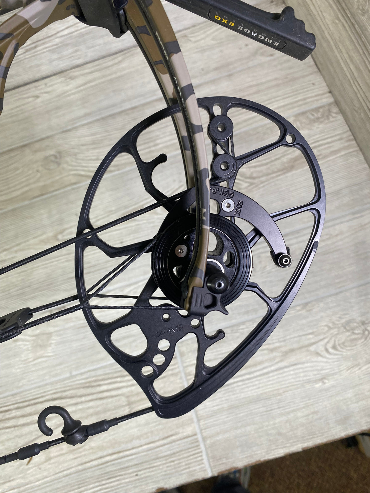 Used Mathews Lift 29.5 BottomLand Camo Right Handed PKG