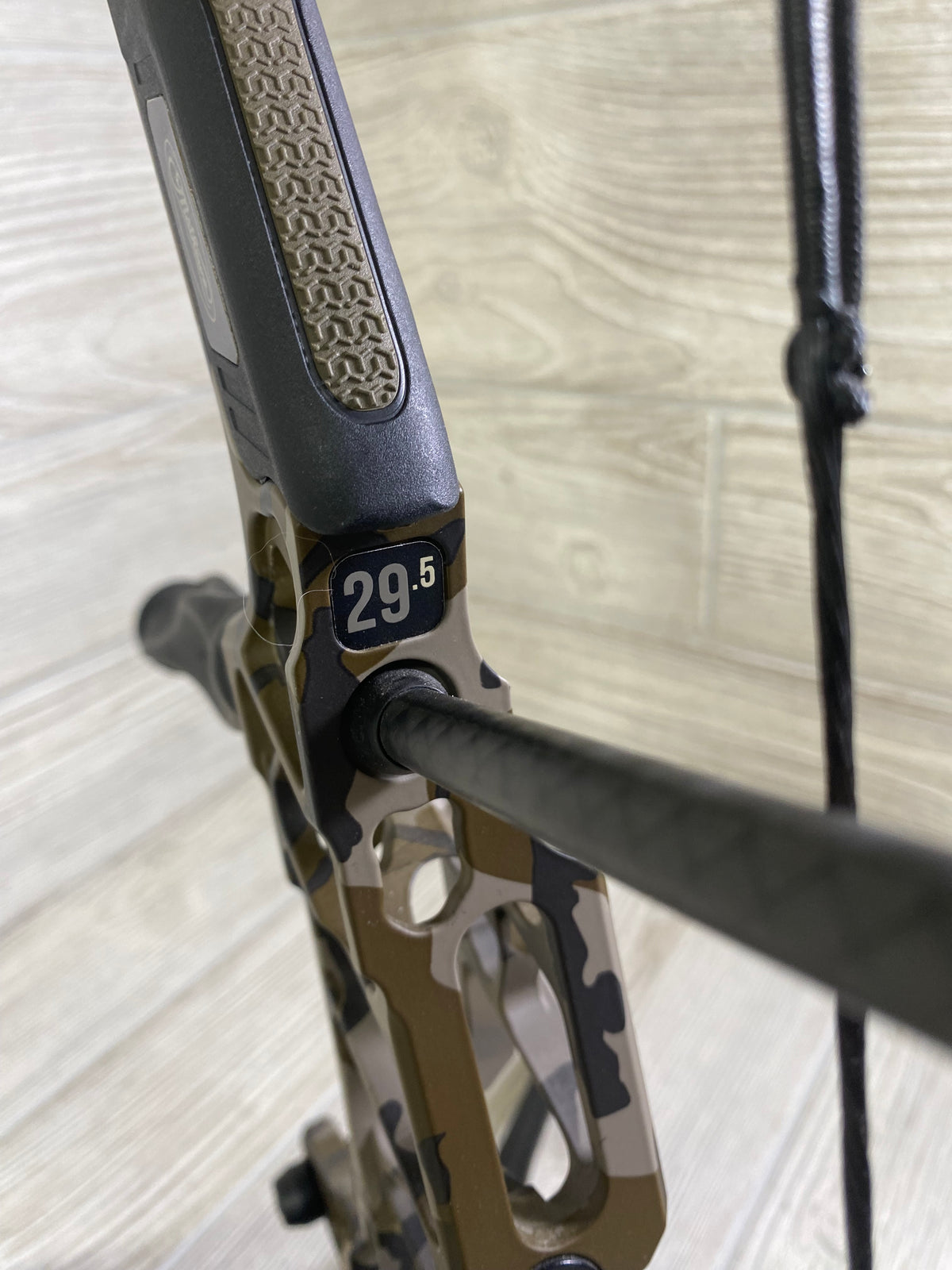 Used Mathews Lift 29.5 BottomLand Camo Right Handed PKG
