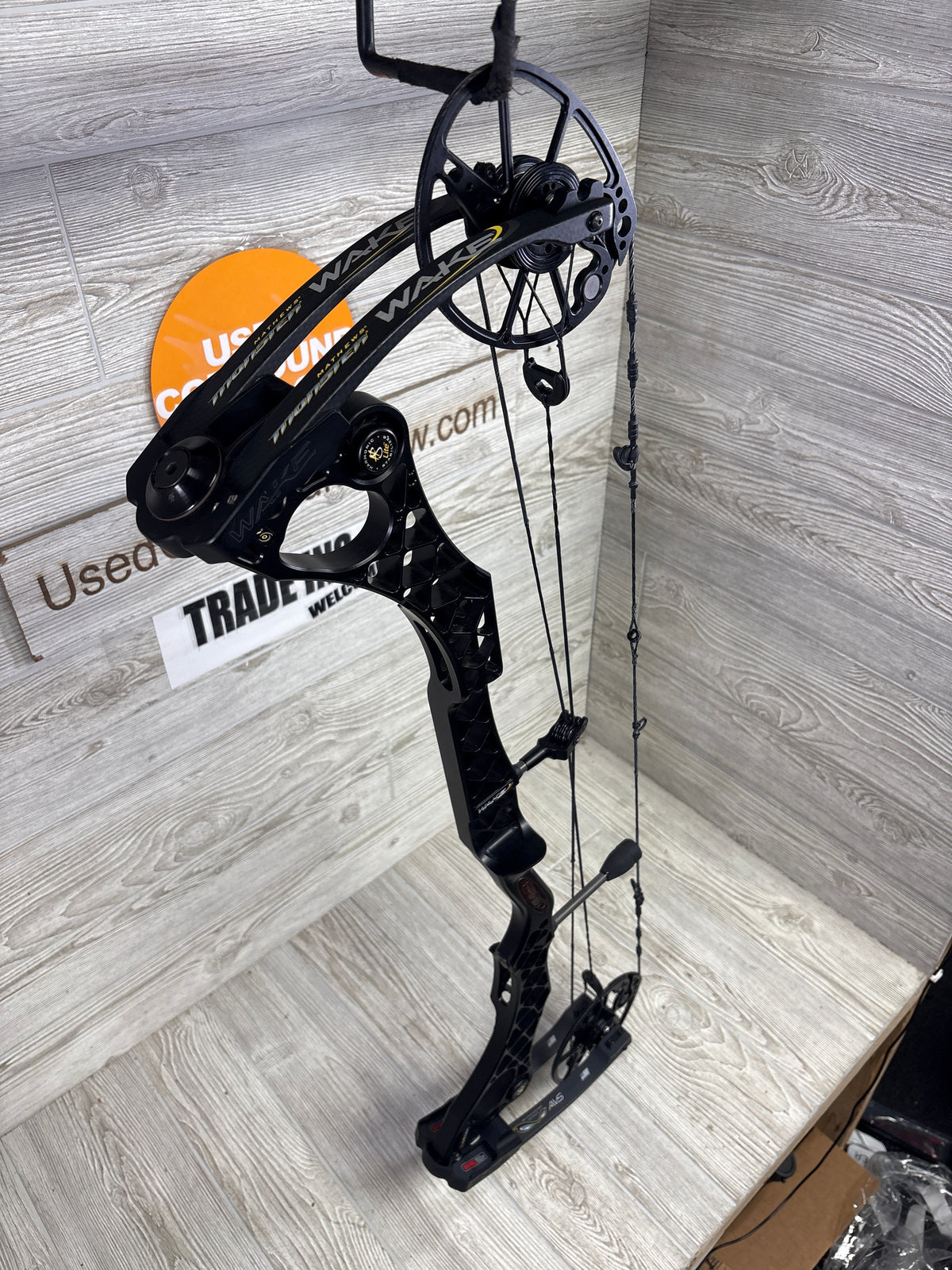 Used Mathews Wake Right Handed 70-80#