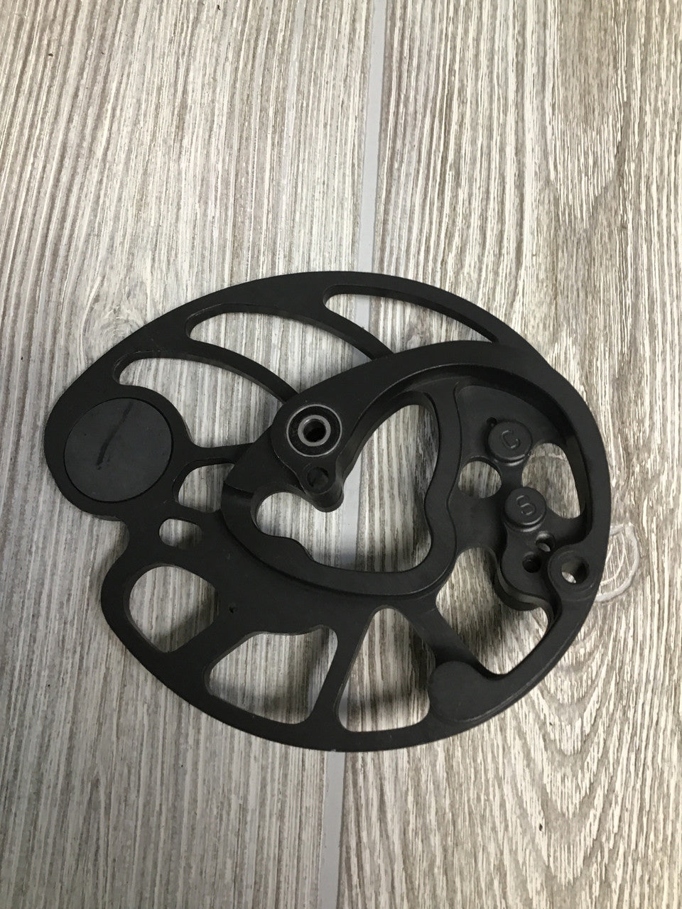 Mathews Ovation left hand cam 31.5" OVAT-B.5L