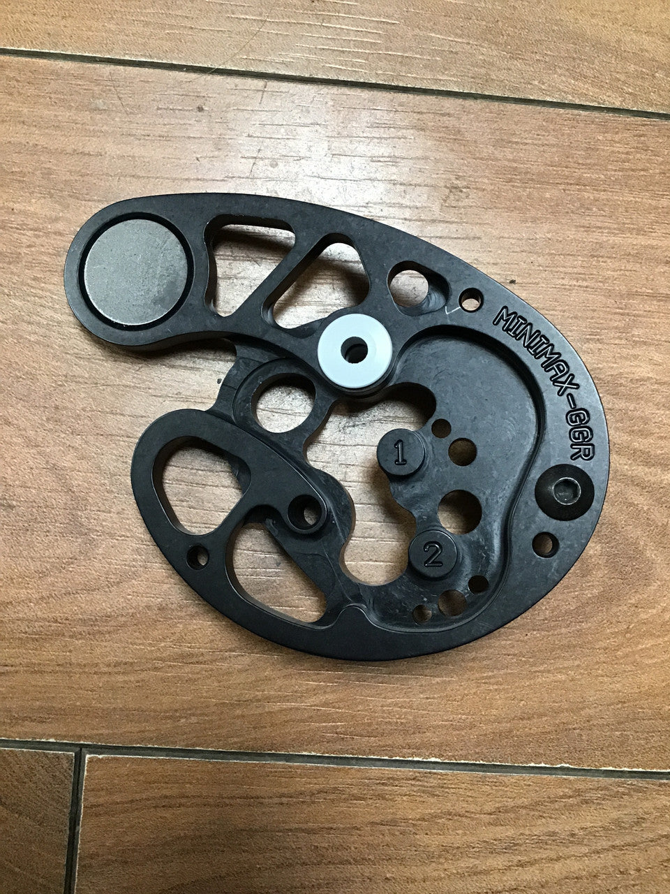 Used Mathews Minimax cam-GGR Right Hand