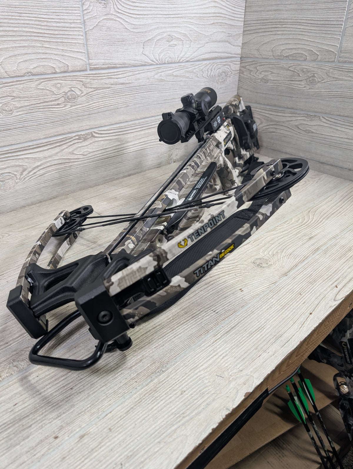 TenPoint Titan De-Cock Crossbow  Package