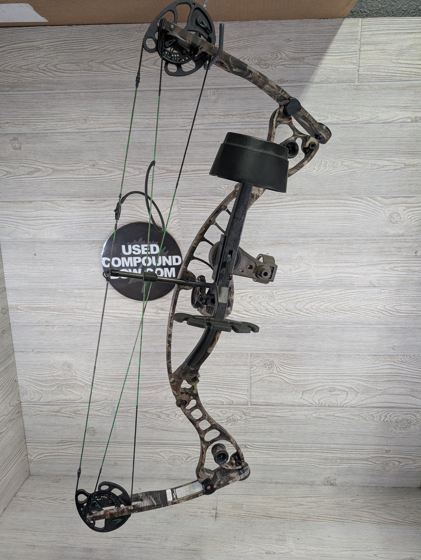 Used Martin Onza 3 40-70 lb. Camo PKG
