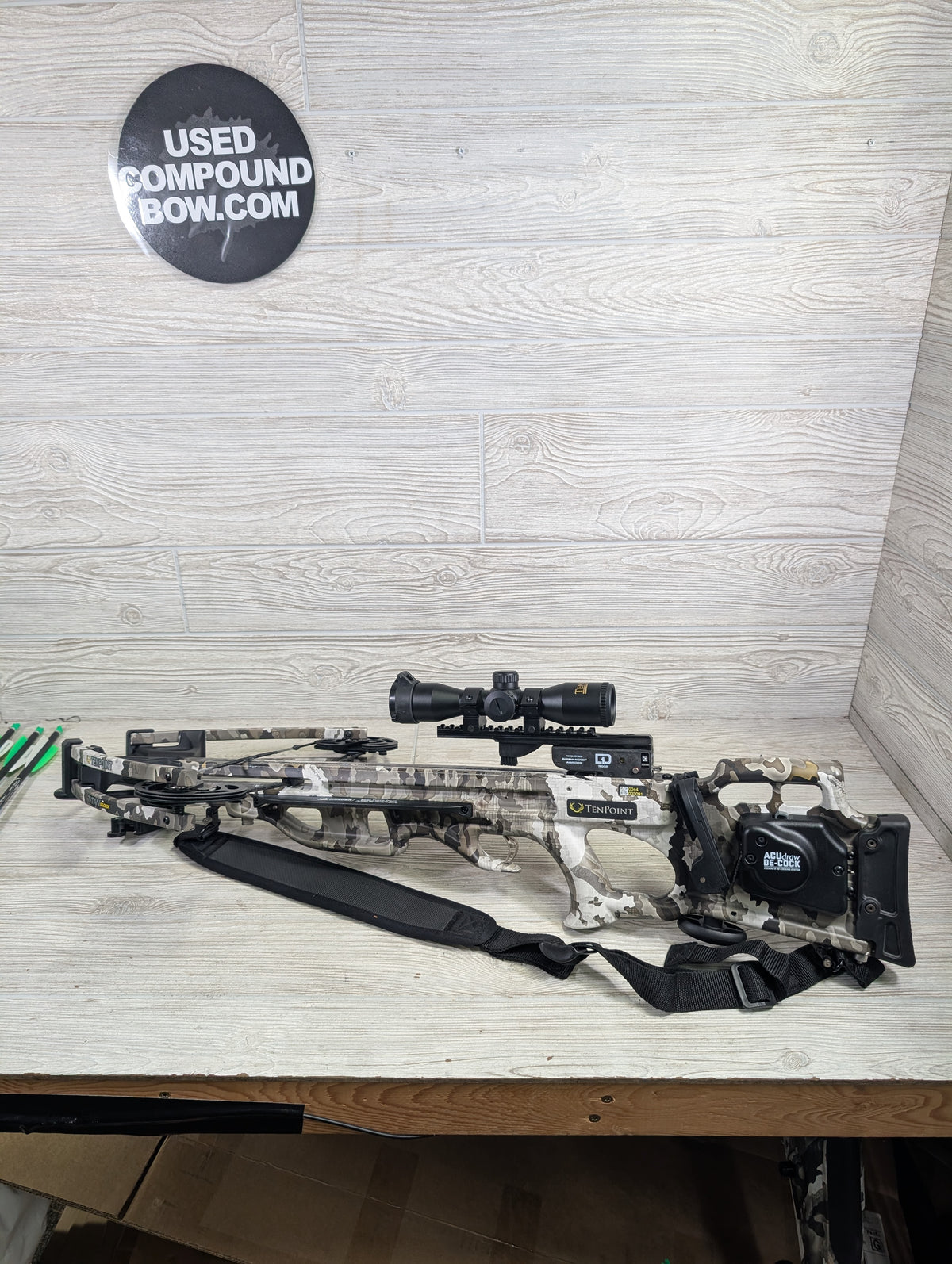 TenPoint Titan De-Cock Crossbow  Package