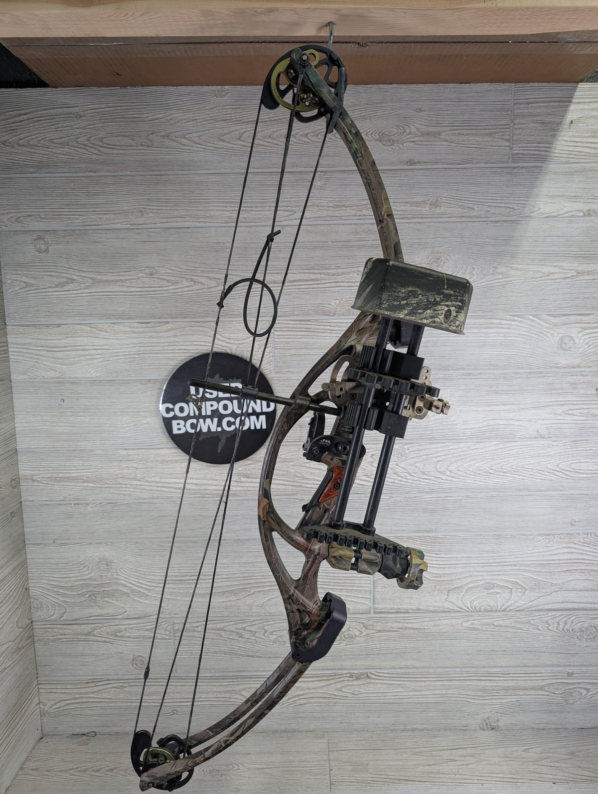Hoyt UltraSport ZR-100 70# Right Hand Camo PKG