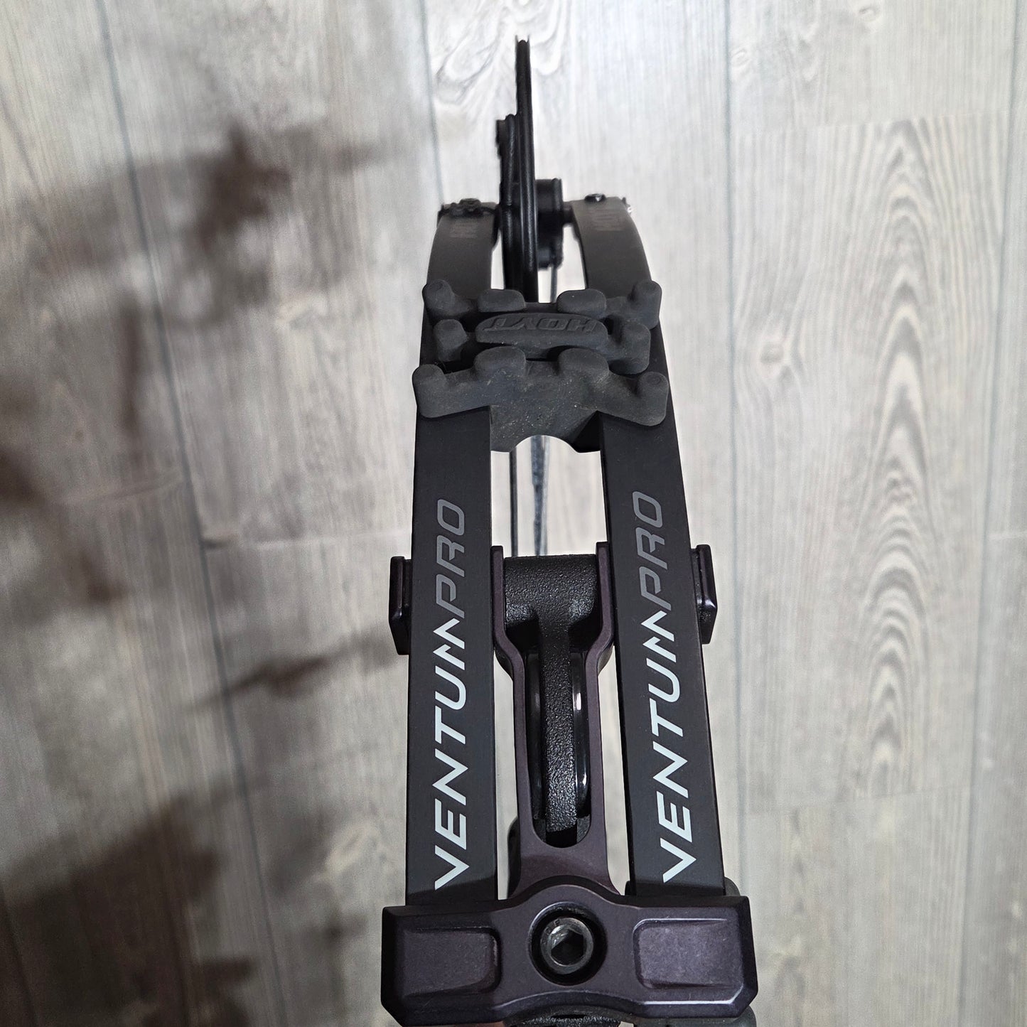 Used Hoyt Ventum pro 33 Left Handed Black