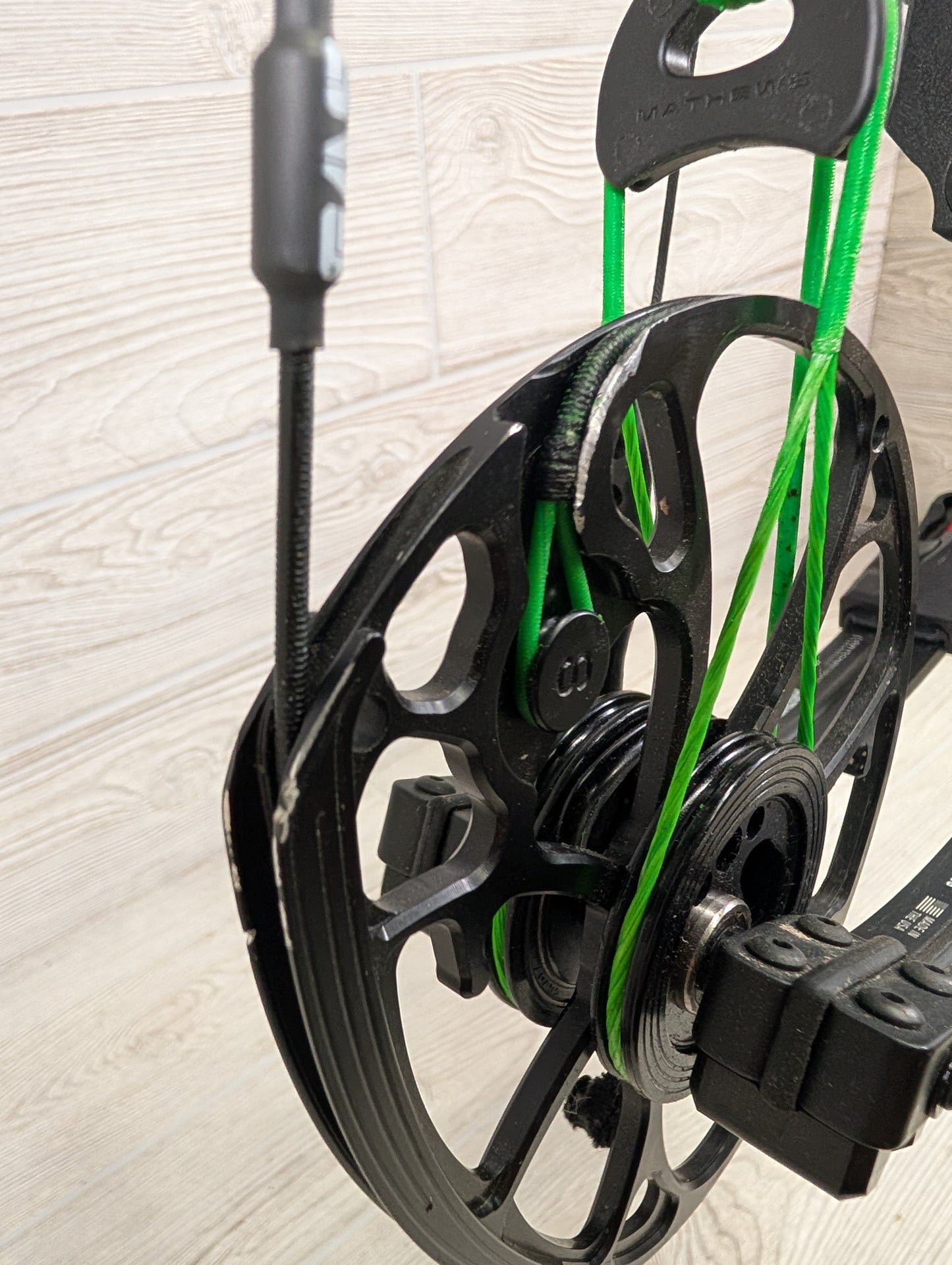 used Mathews Phase 4-29 Left Hand Black Bow Package