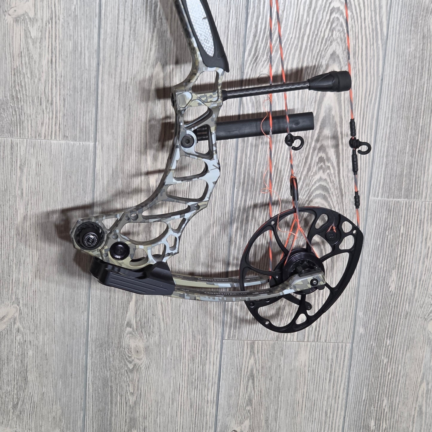 Used Mathews Vertix with Quiver