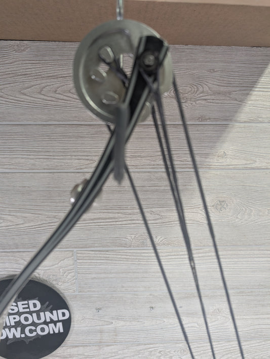 Used Vintage Hoyt Meridian Right Handed 50-60 lbs 29" draw length