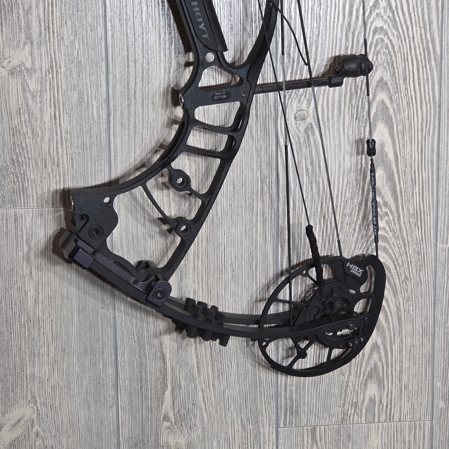 Used Hoyt Ventum pro 33 Left Handed Black