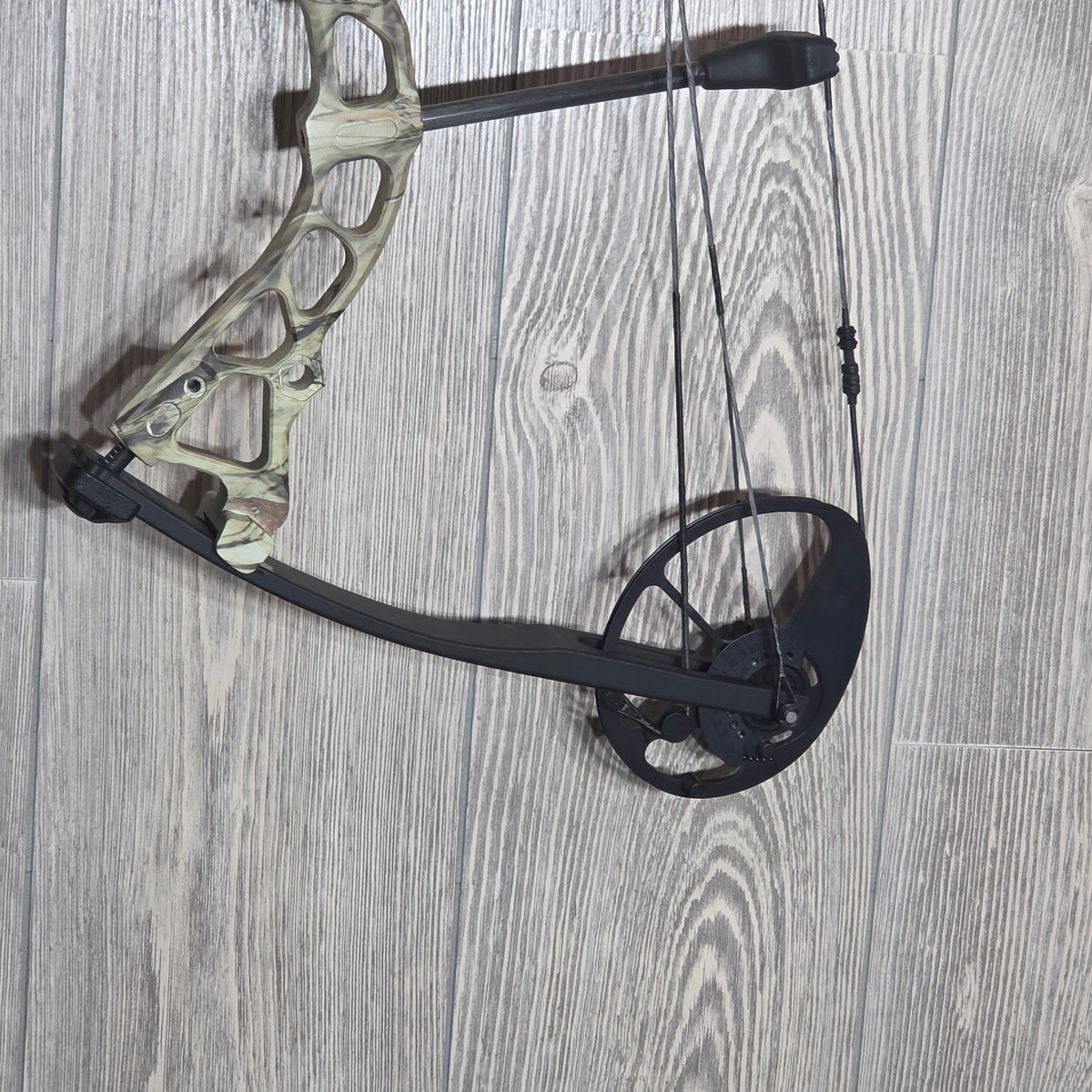 Diamond Infinite Edge Left  Hand Camo Package