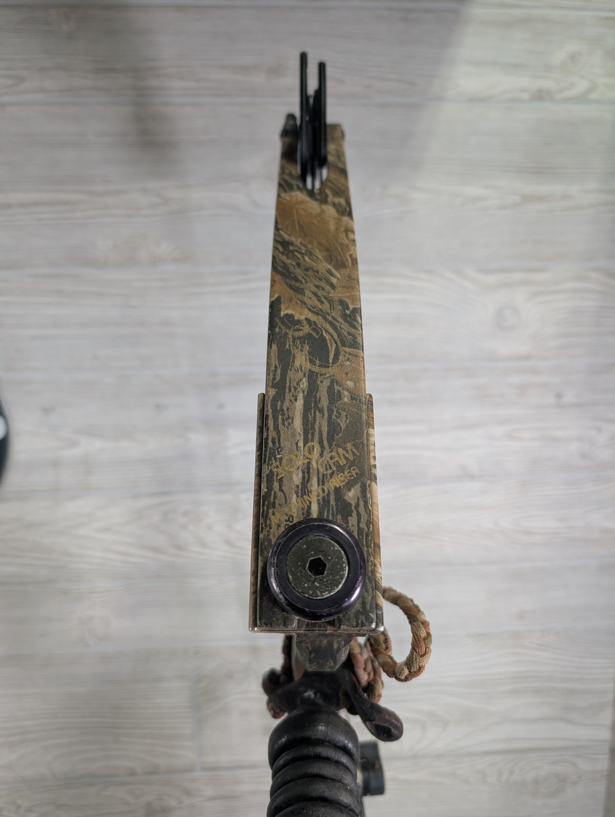 Used Mathews Legacy Right Handed 30" 70lb