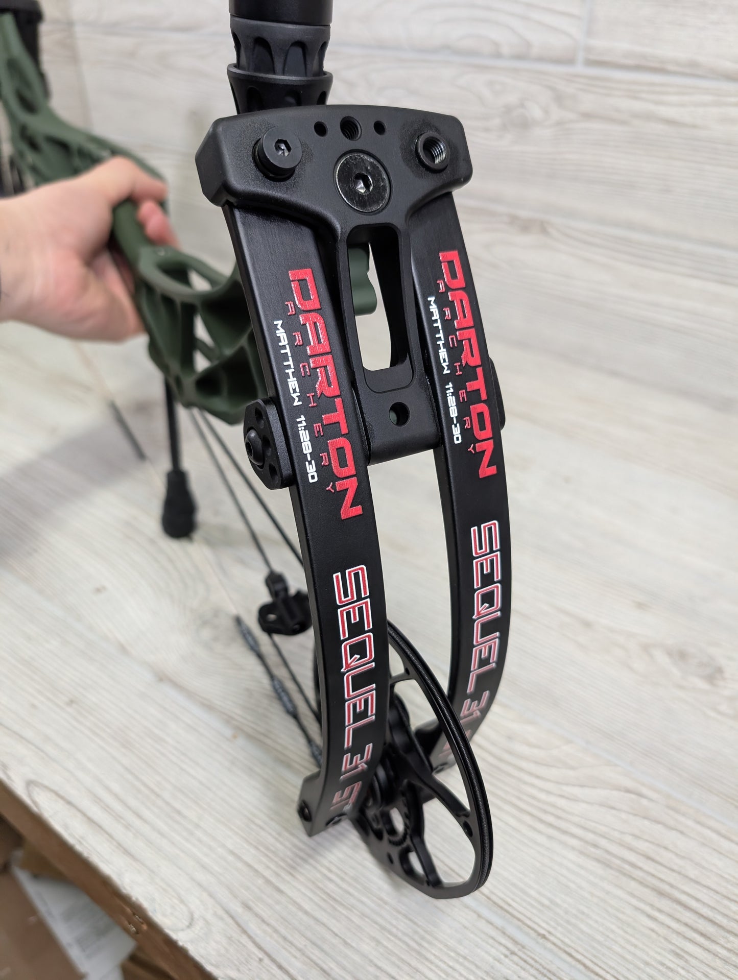 Darton Sequel 31 ST2 LH  OD Green Riser Black Limbs