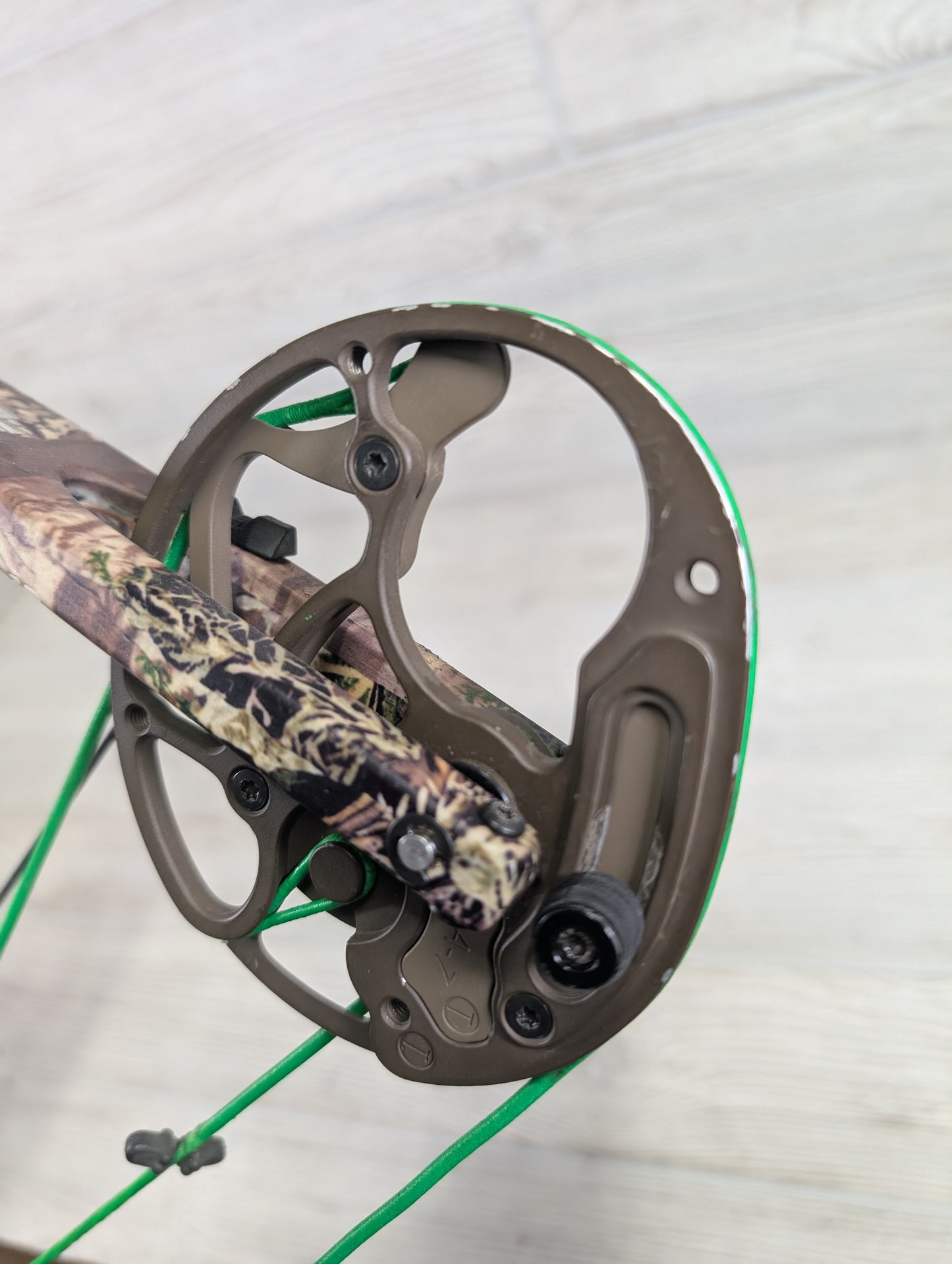 2012 Elite Answer Right Hand Black Riser Camo Limbs Package 50-60#